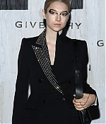 HunterSchaferLove_GivenchyFrontRowParisFashionWeek-004.jpg