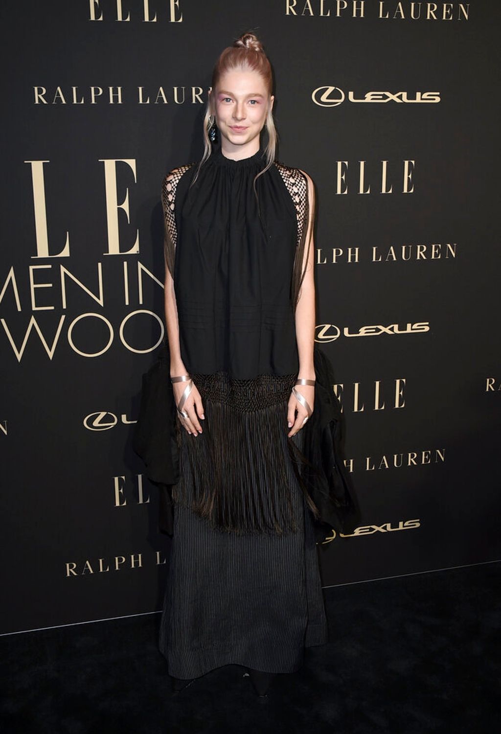 HunterSchaferLove_2019ELLEWomenInHollywood-005.jpg