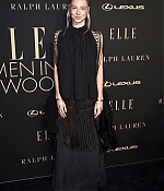 HunterSchaferLove_2019ELLEWomenInHollywood-005.jpg