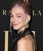 HunterSchaferLove_2019ELLEWomenInHollywood-014.jpg