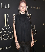 HunterSchaferLove_2019ELLEWomenInHollywood-016.jpg