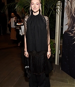 HunterSchaferLove_2019ELLEWomenInHollywood-023.jpg