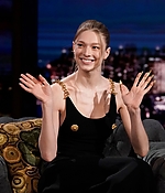 HunterSchaferLove_TheTonightShowStarringJimmyFallon-001.jpg