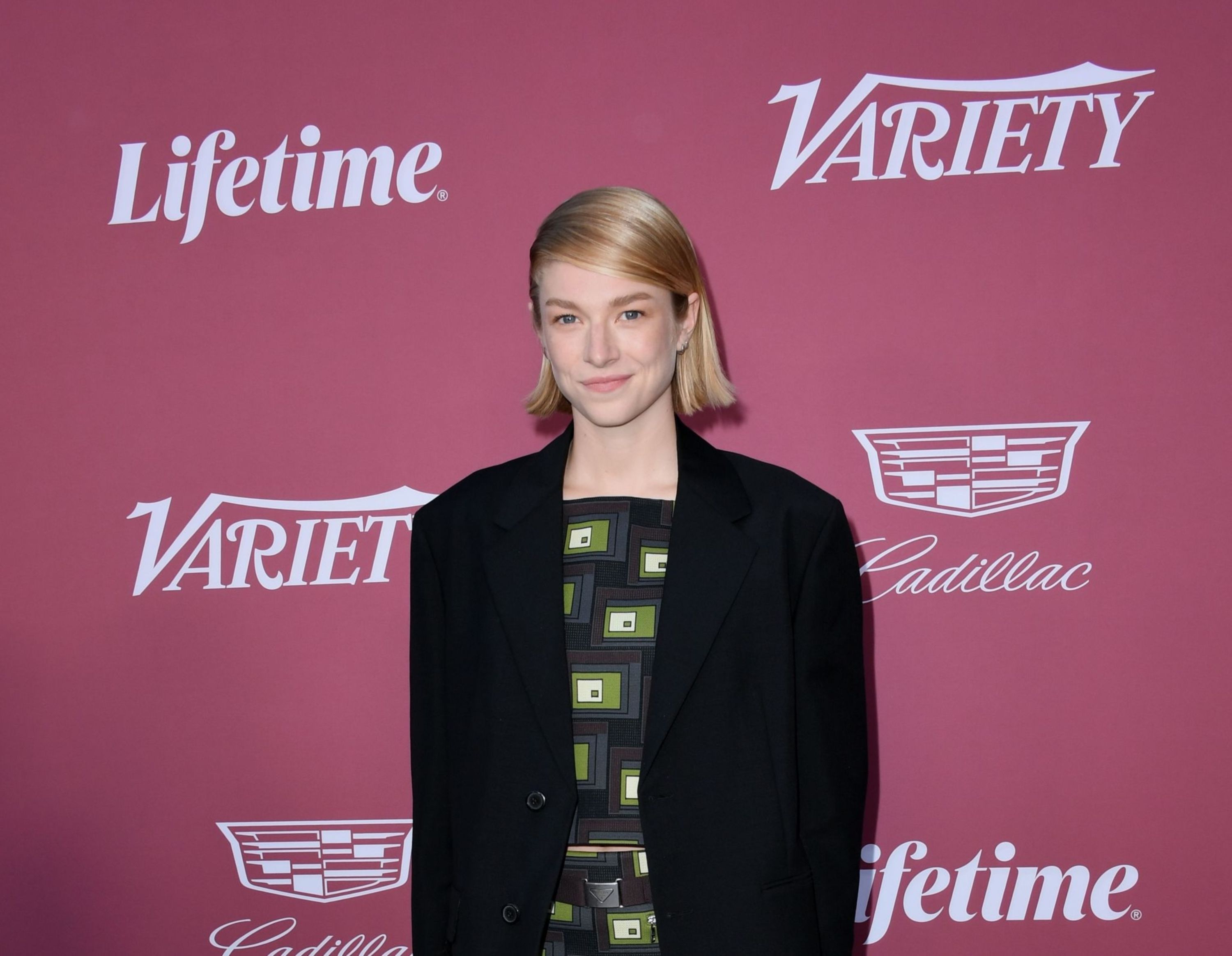 HunterSchaferLove_VarietyPowerofWomenArrivals-024.jpg