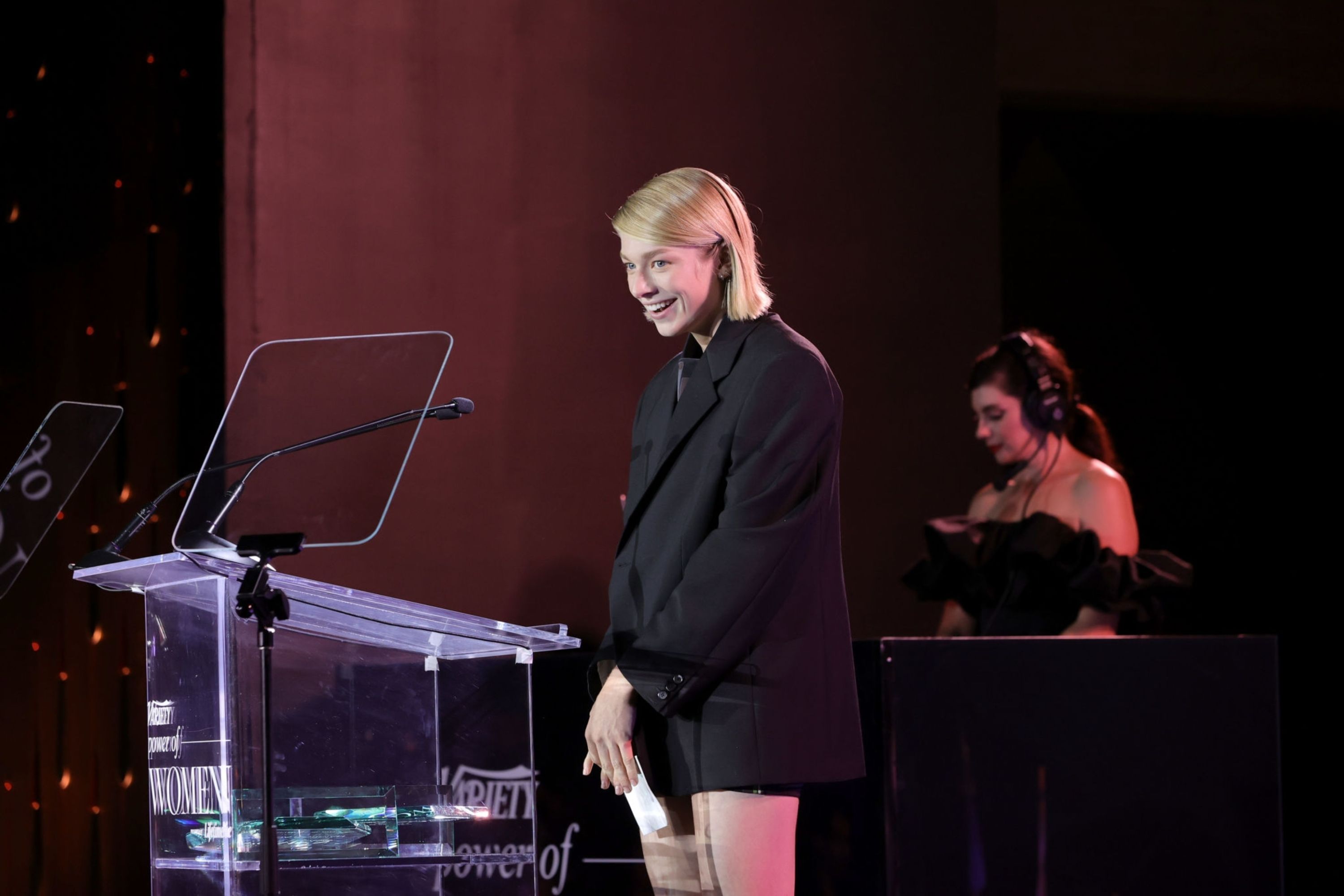 HunterSchaferLove_VarietyPowerofWomenShow-012.jpg