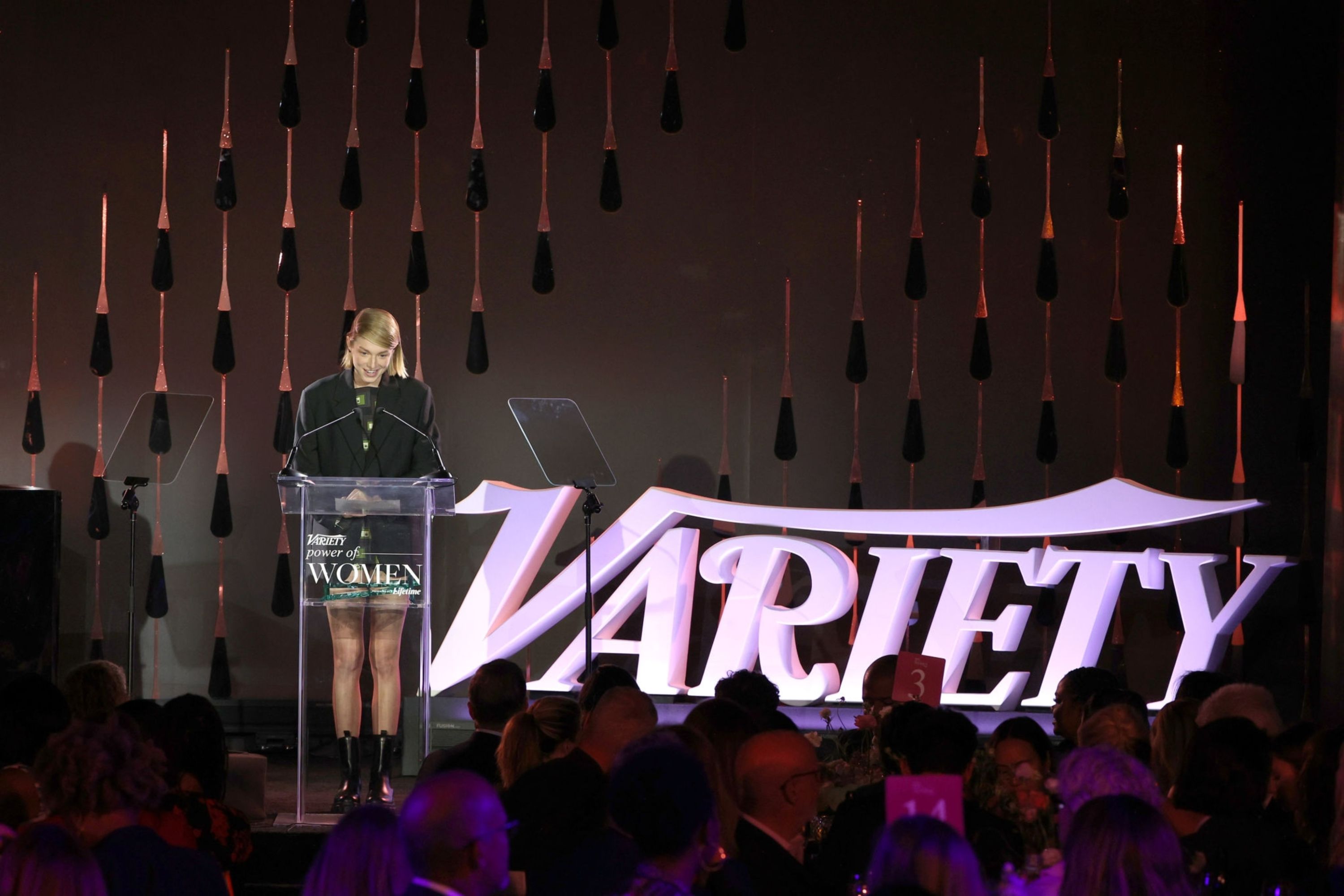 HunterSchaferLove_VarietyPowerofWomenShow-018.jpg