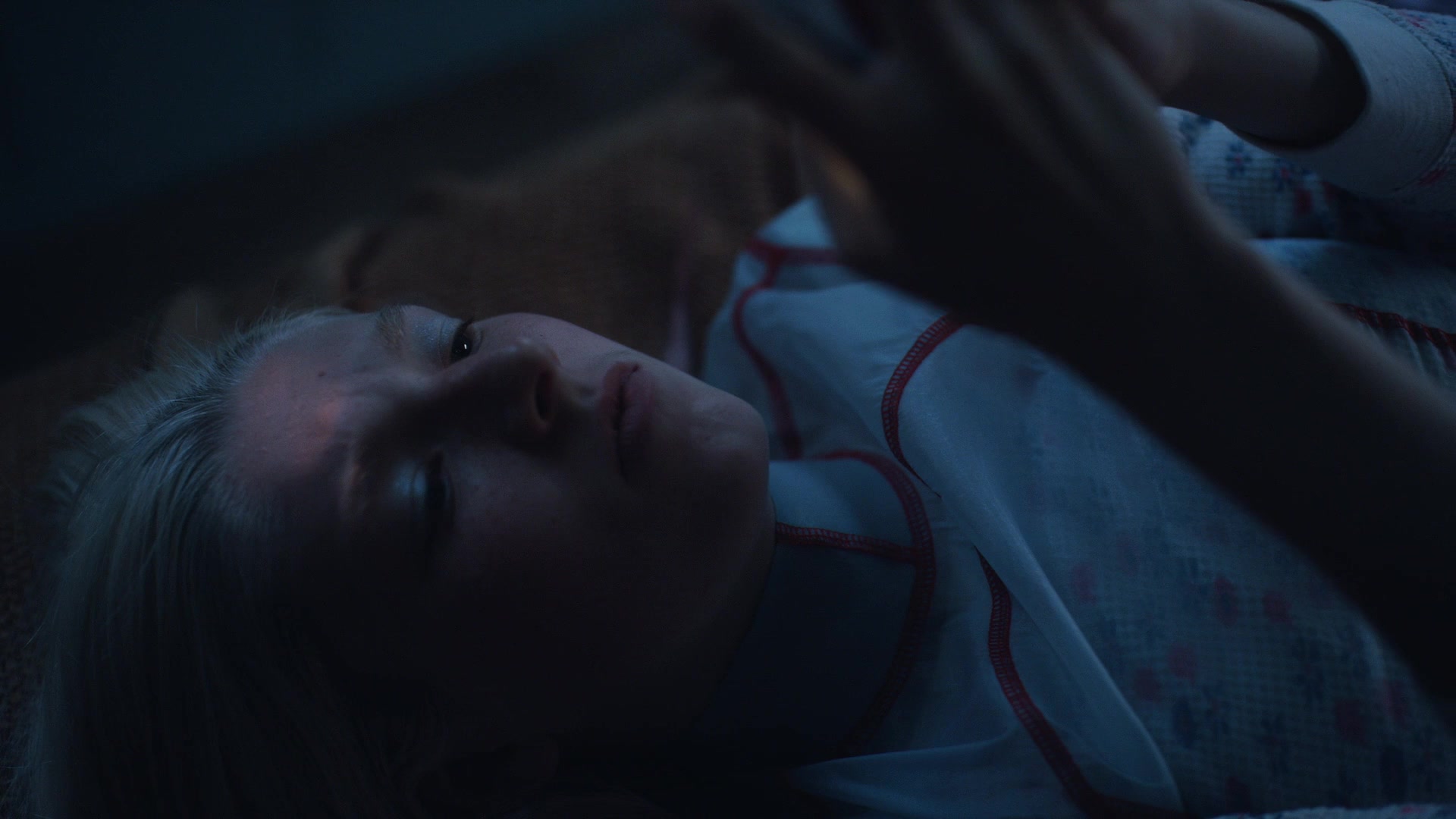 HunterSchaferLove_Euphoria1x01ScreenCaptures-035.jpg