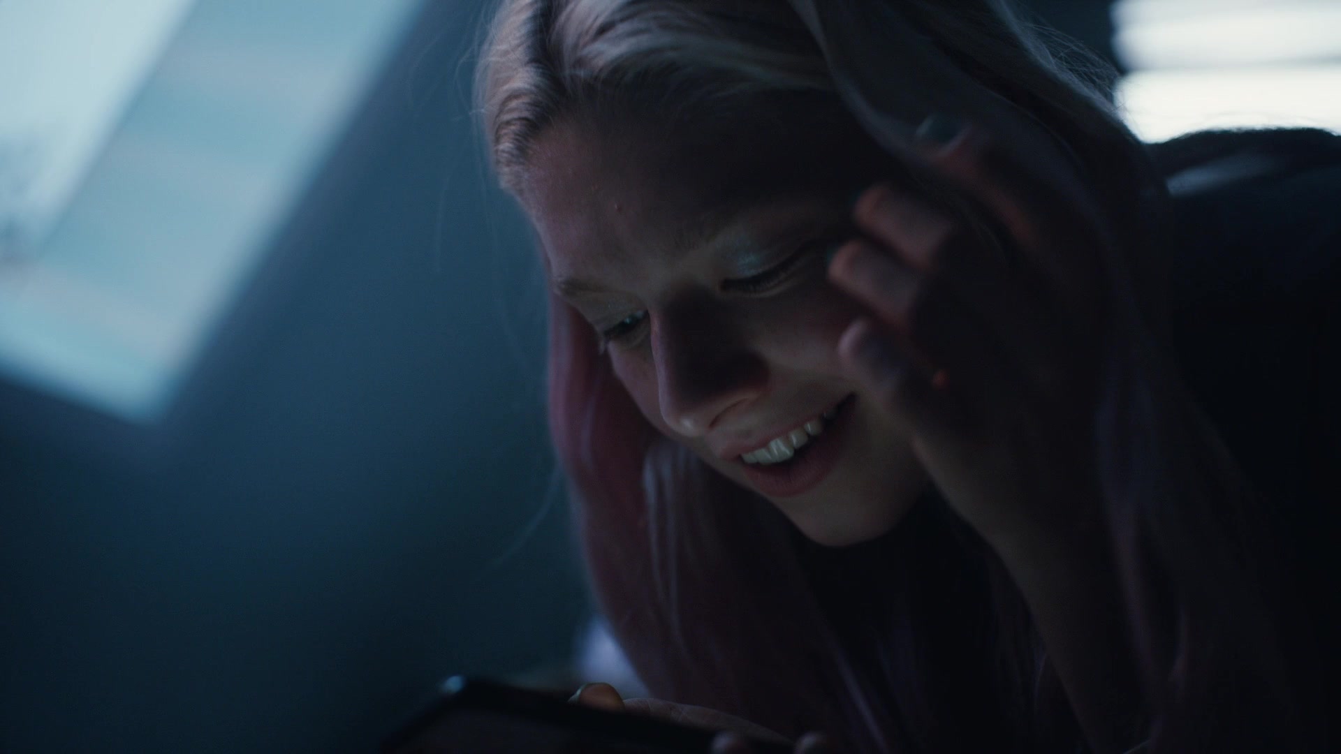 HunterSchaferLove_Euphoria1x01ScreenCaptures-047.jpg