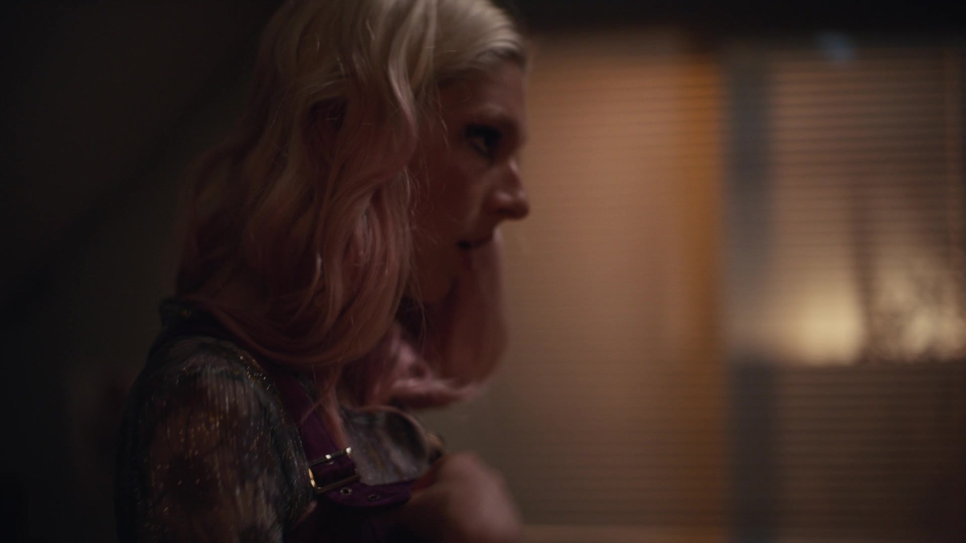 HunterSchaferLove_Euphoria1x01ScreenCaptures-051.jpg