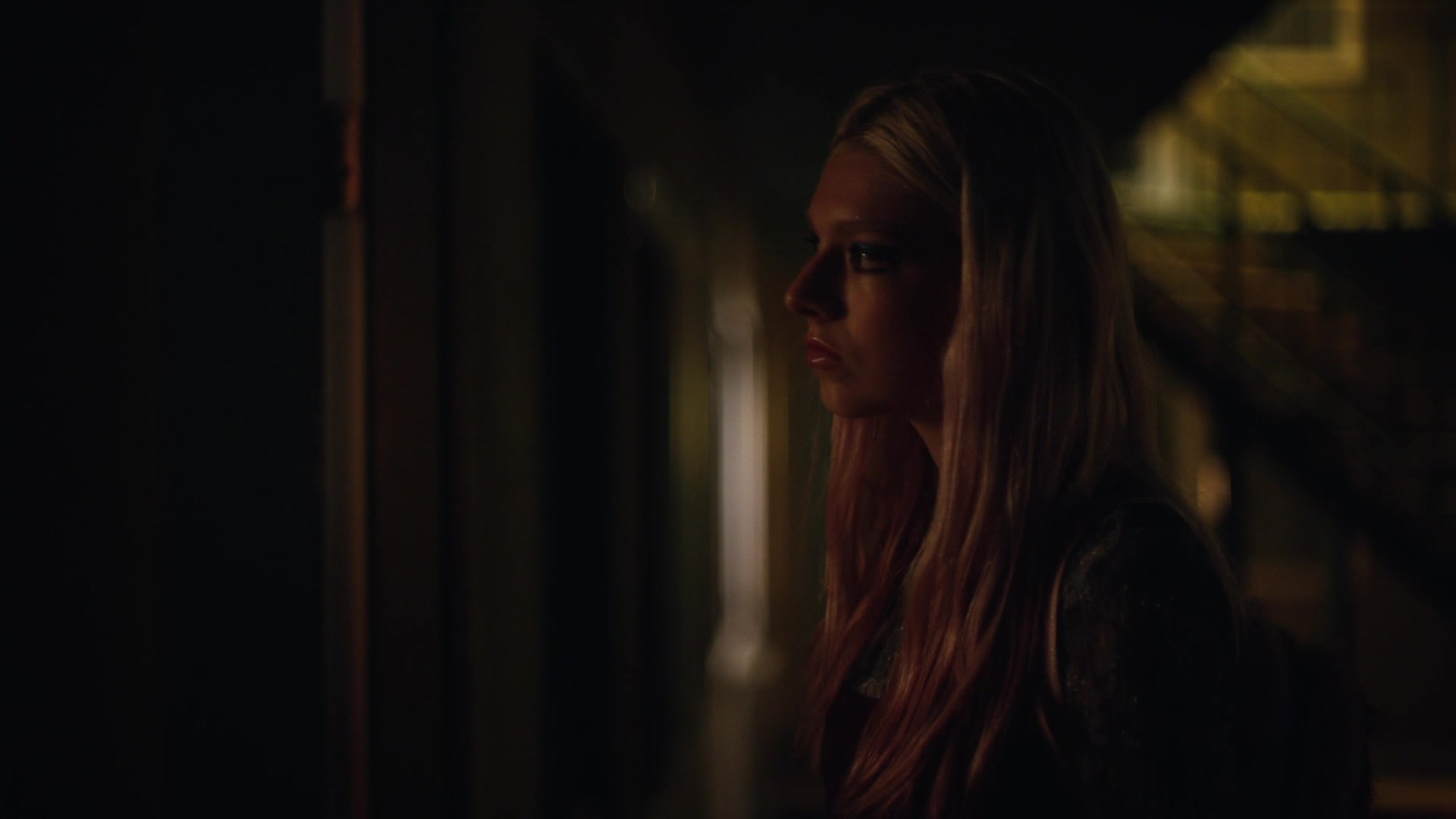 HunterSchaferLove_Euphoria1x01ScreenCaptures-089.jpg
