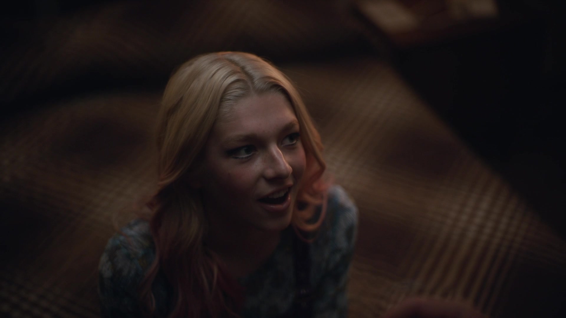 HunterSchaferLove_Euphoria1x01ScreenCaptures-091.jpg