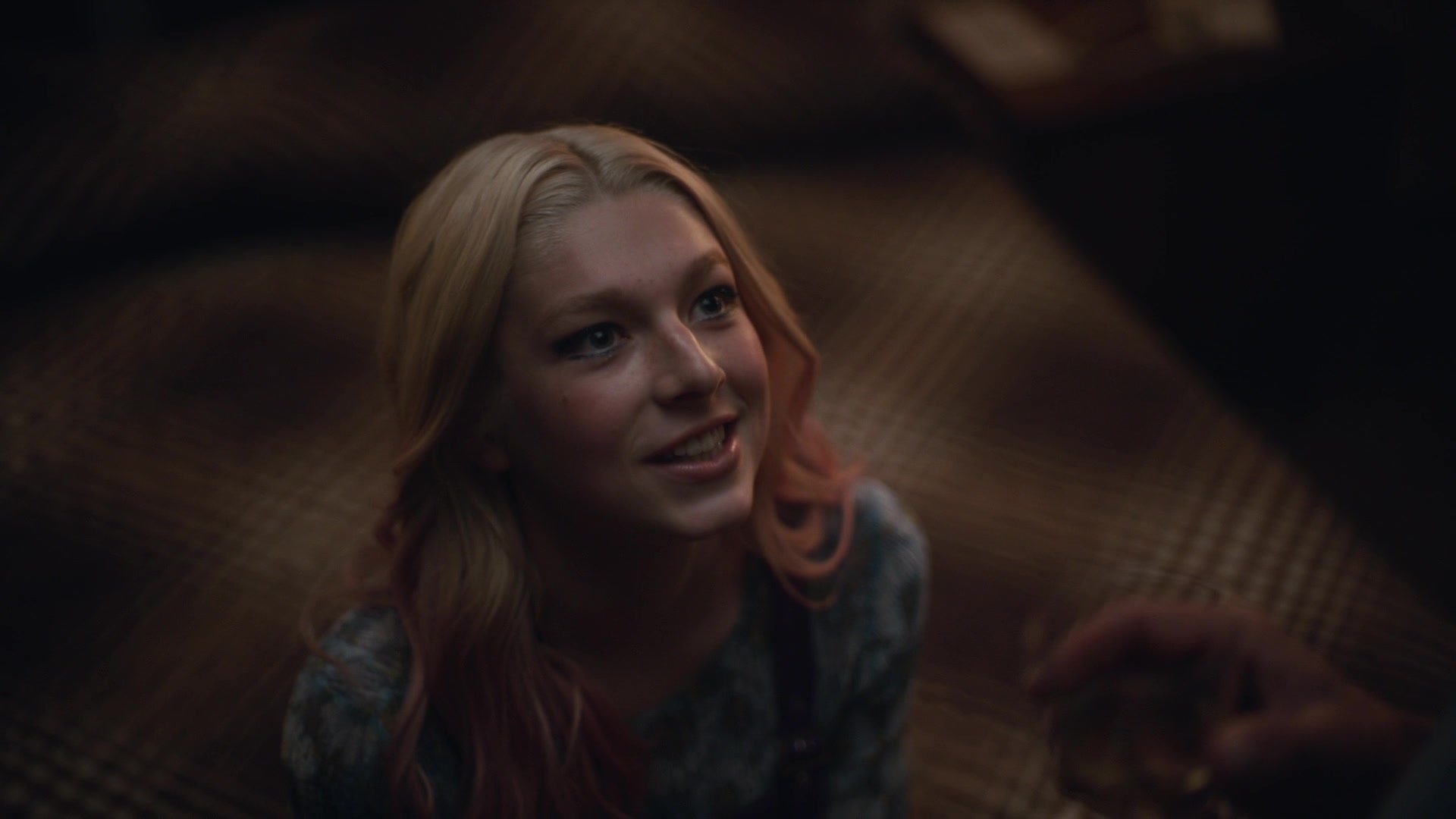 HunterSchaferLove_Euphoria1x01ScreenCaptures-092.jpg