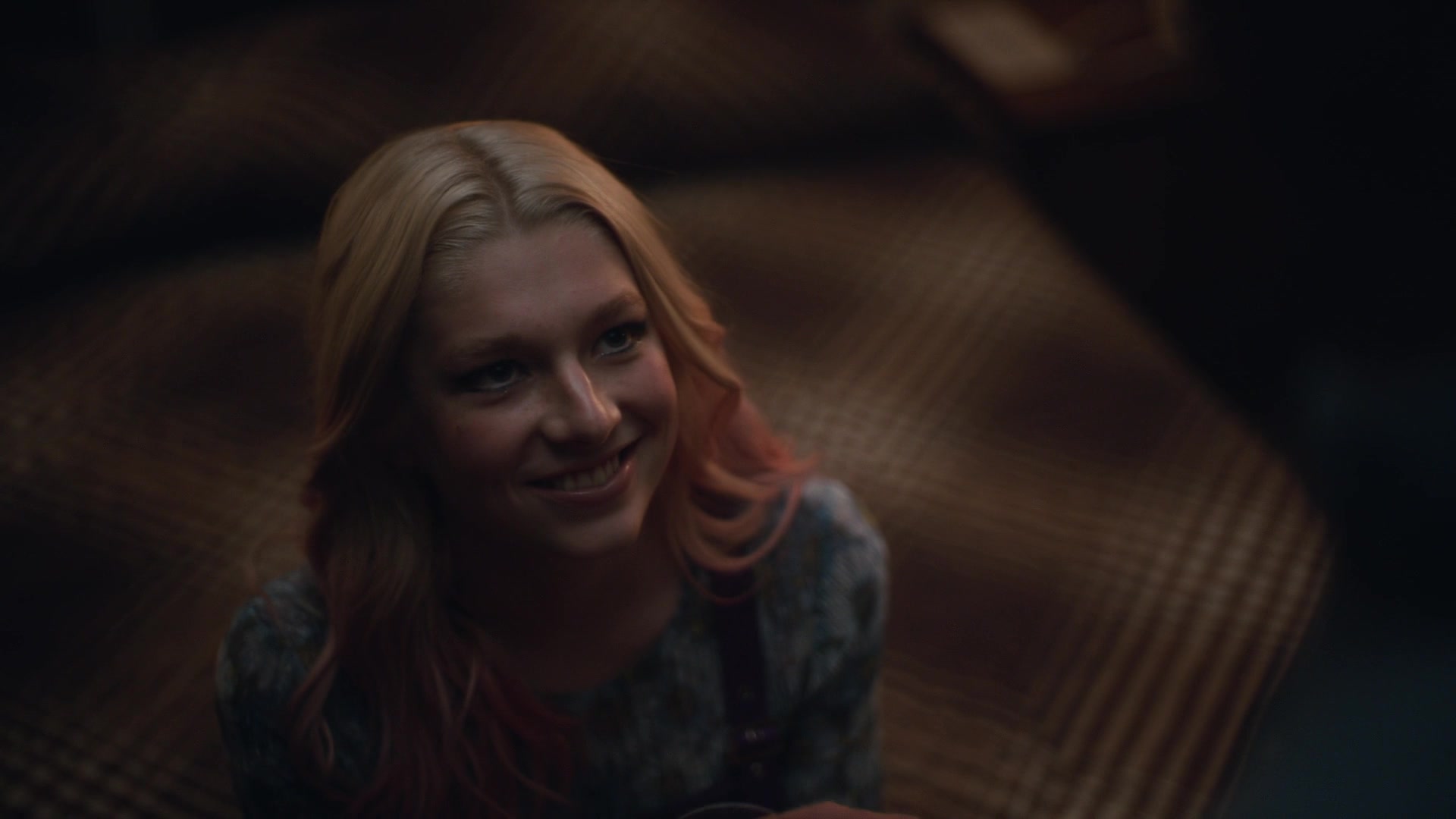 HunterSchaferLove_Euphoria1x01ScreenCaptures-093.jpg