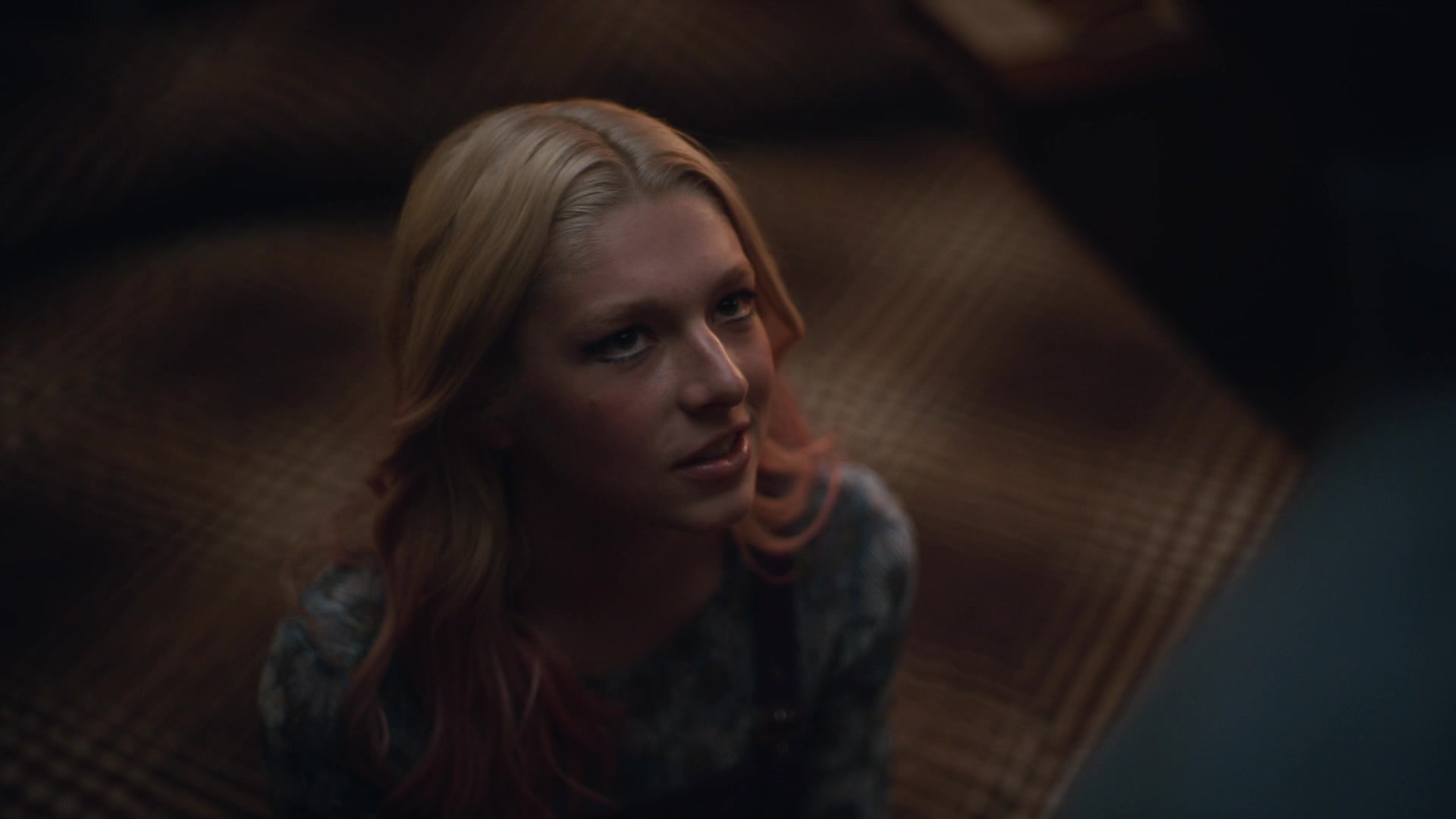 HunterSchaferLove_Euphoria1x01ScreenCaptures-099.jpg