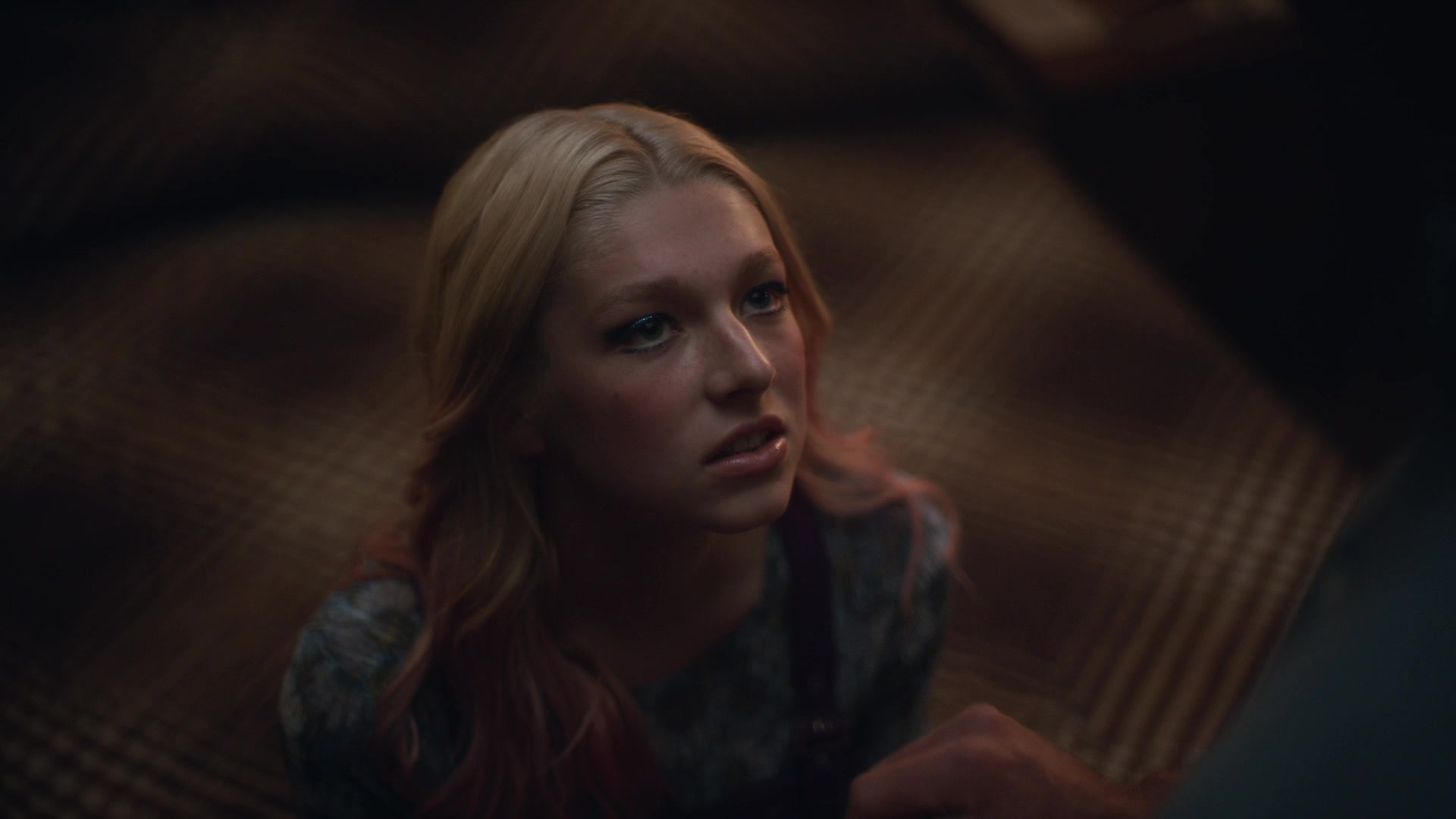HunterSchaferLove_Euphoria1x01ScreenCaptures-107.jpg