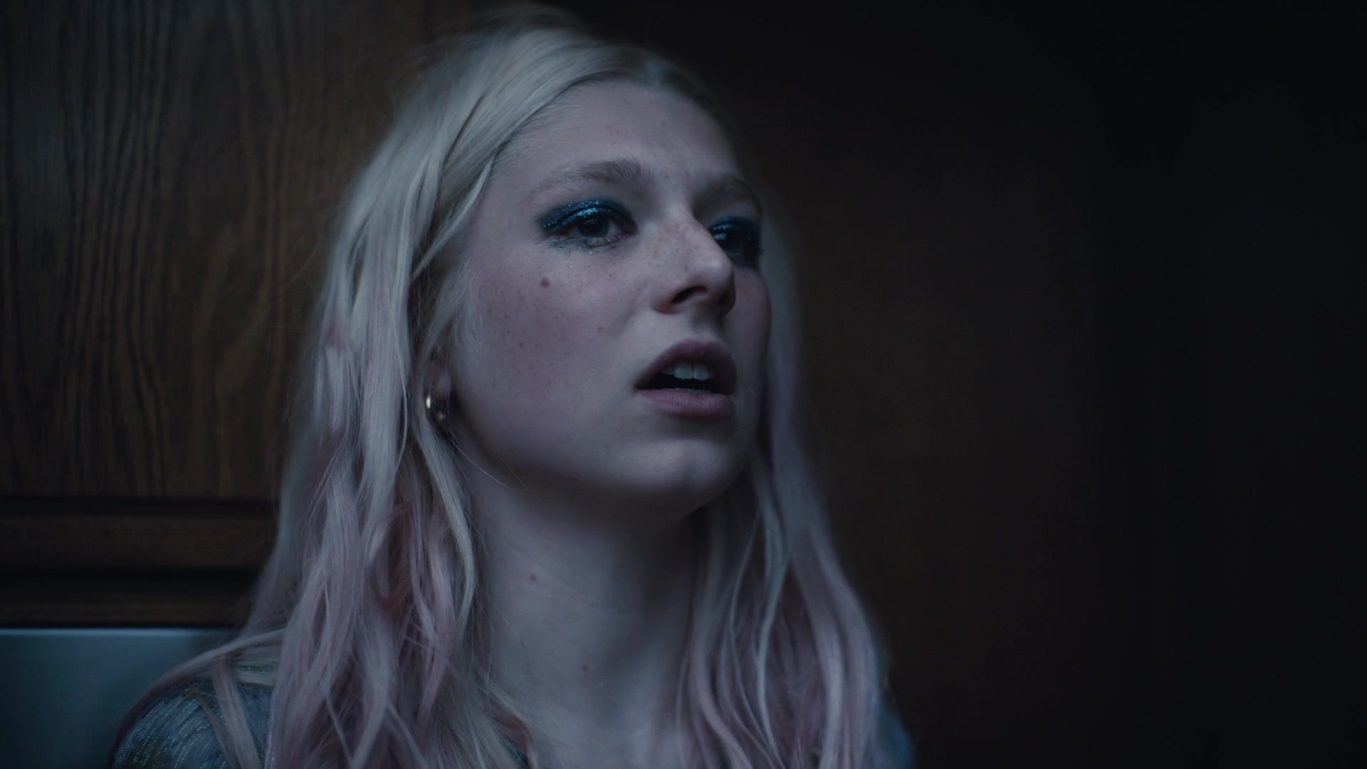 HunterSchaferLove_Euphoria1x01ScreenCaptures-168.jpg