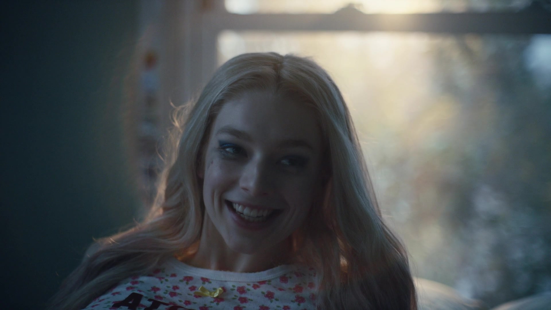 HunterSchaferLove_Euphoria1x02ScreenCaptures-018.jpg