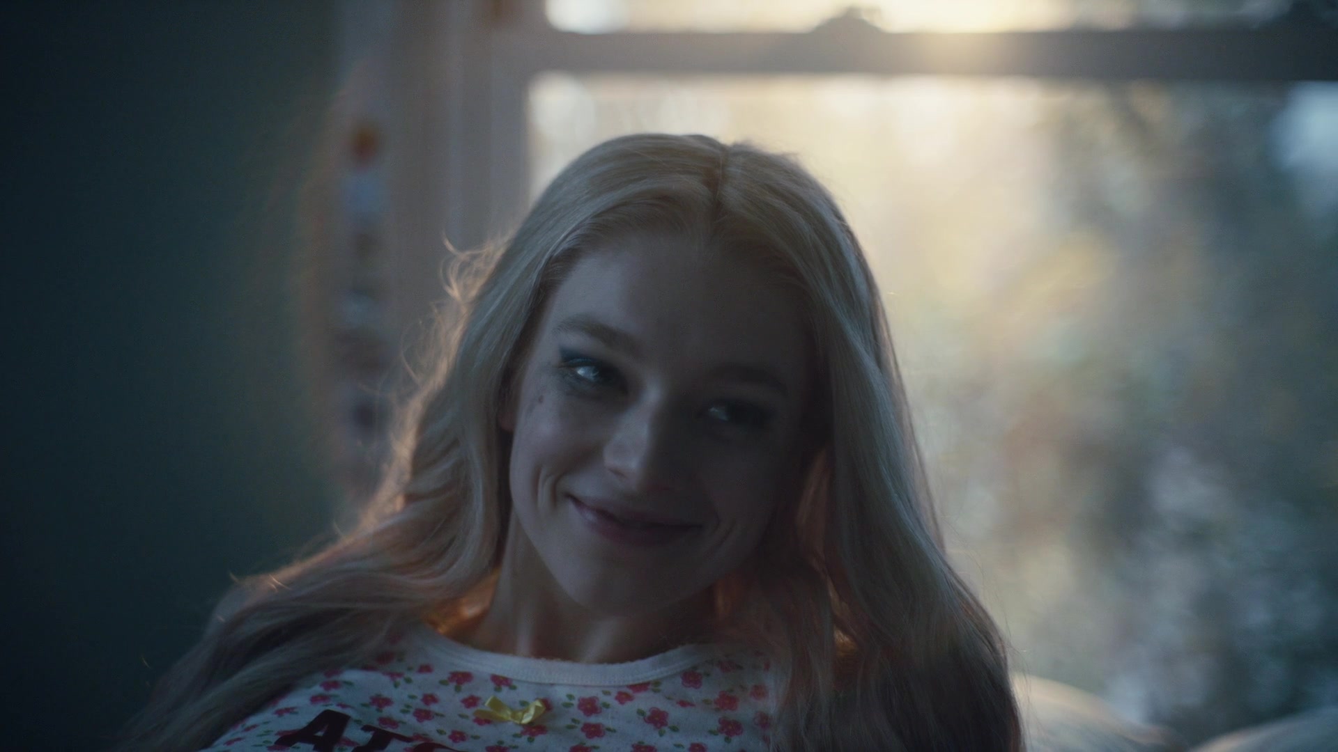 HunterSchaferLove_Euphoria1x02ScreenCaptures-019.jpg