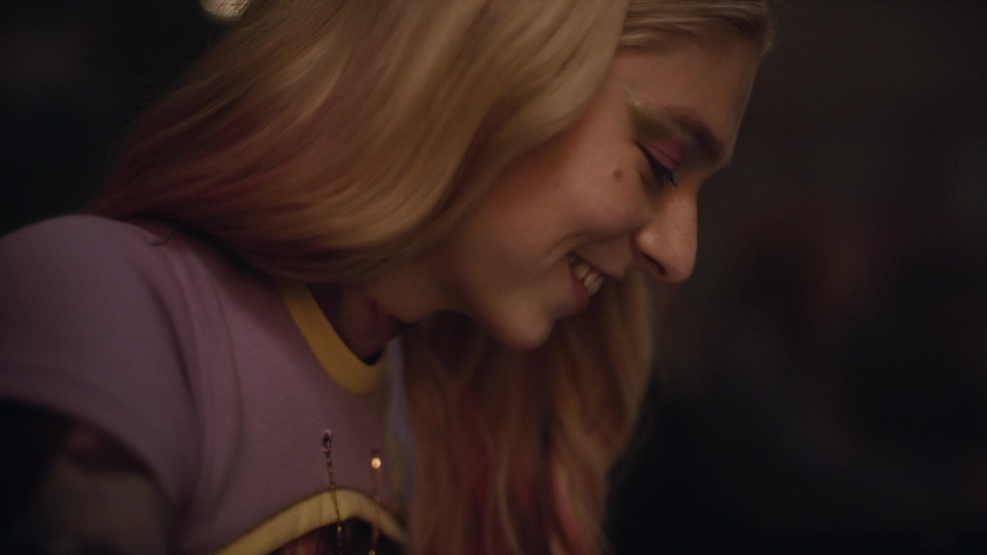 HunterSchaferLove_Euphoria1x02ScreenCaptures-048.jpg