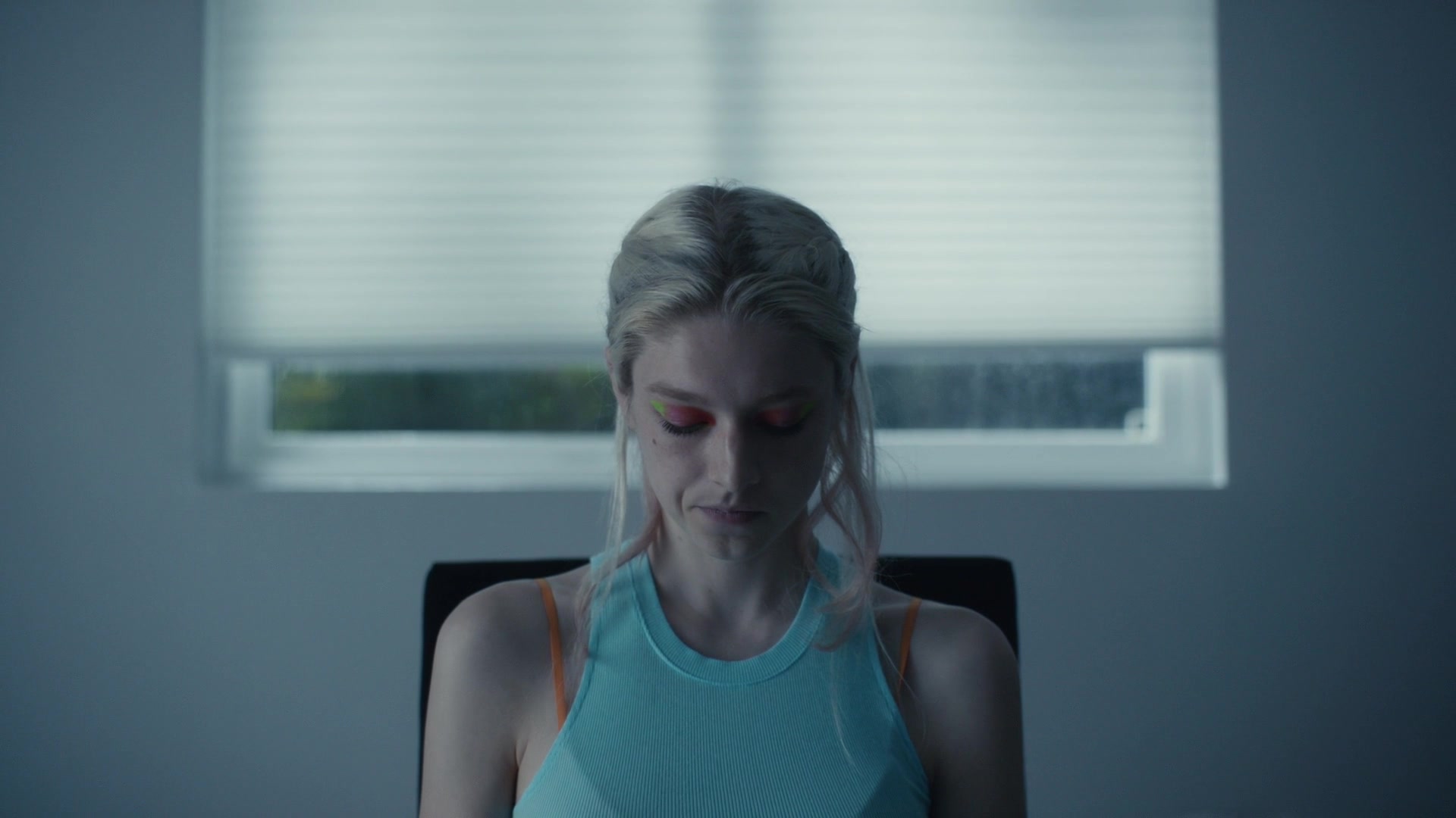 HunterSchaferLove_Euphoria1x02ScreenCaptures-069.jpg