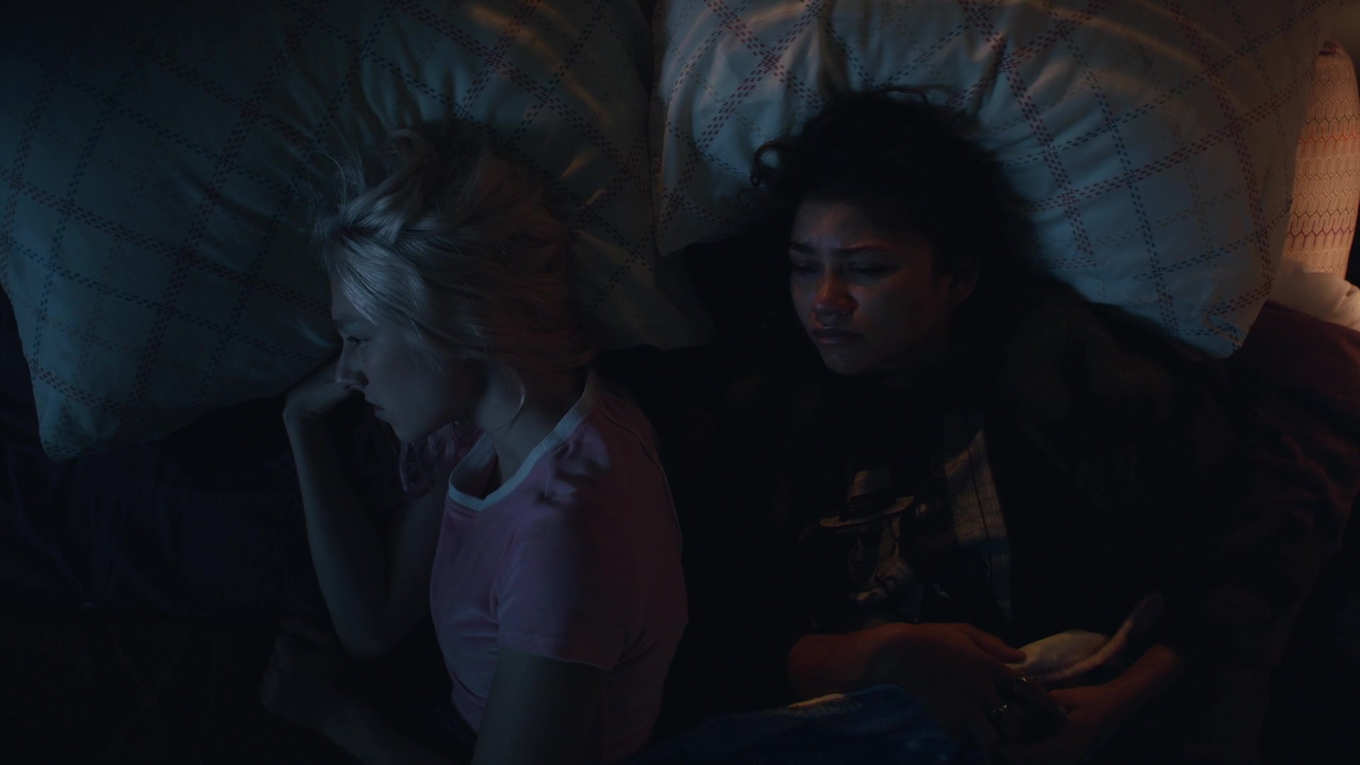 HunterSchaferLove_Euphoria1x03ScreenCaptures-006.jpg