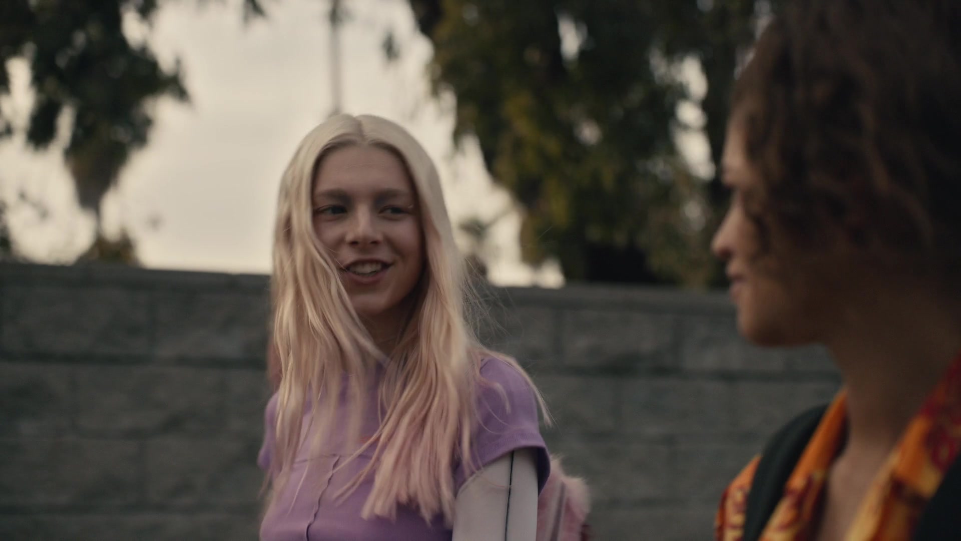 HunterSchaferLove_Euphoria1x03ScreenCaptures-050.jpg