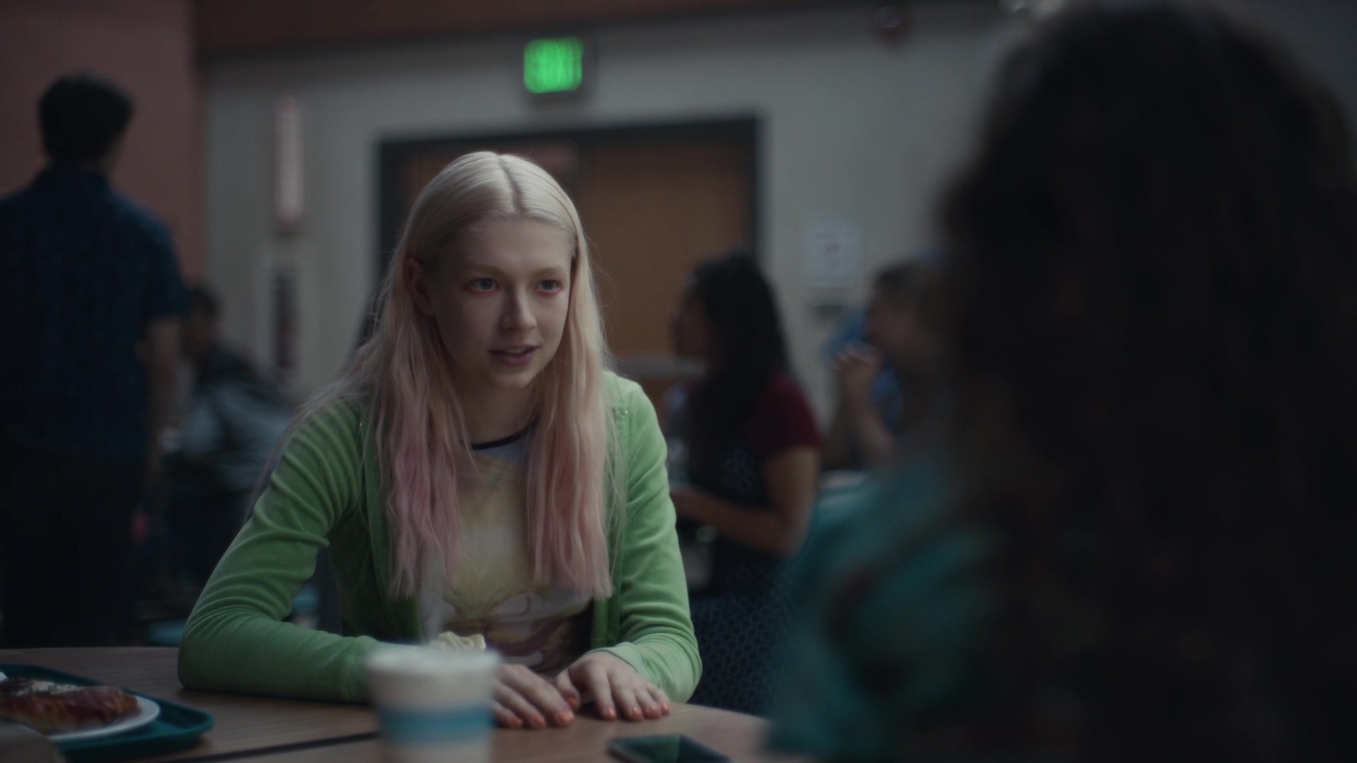 HunterSchaferLove_Euphoria1x03ScreenCaptures-077.jpg