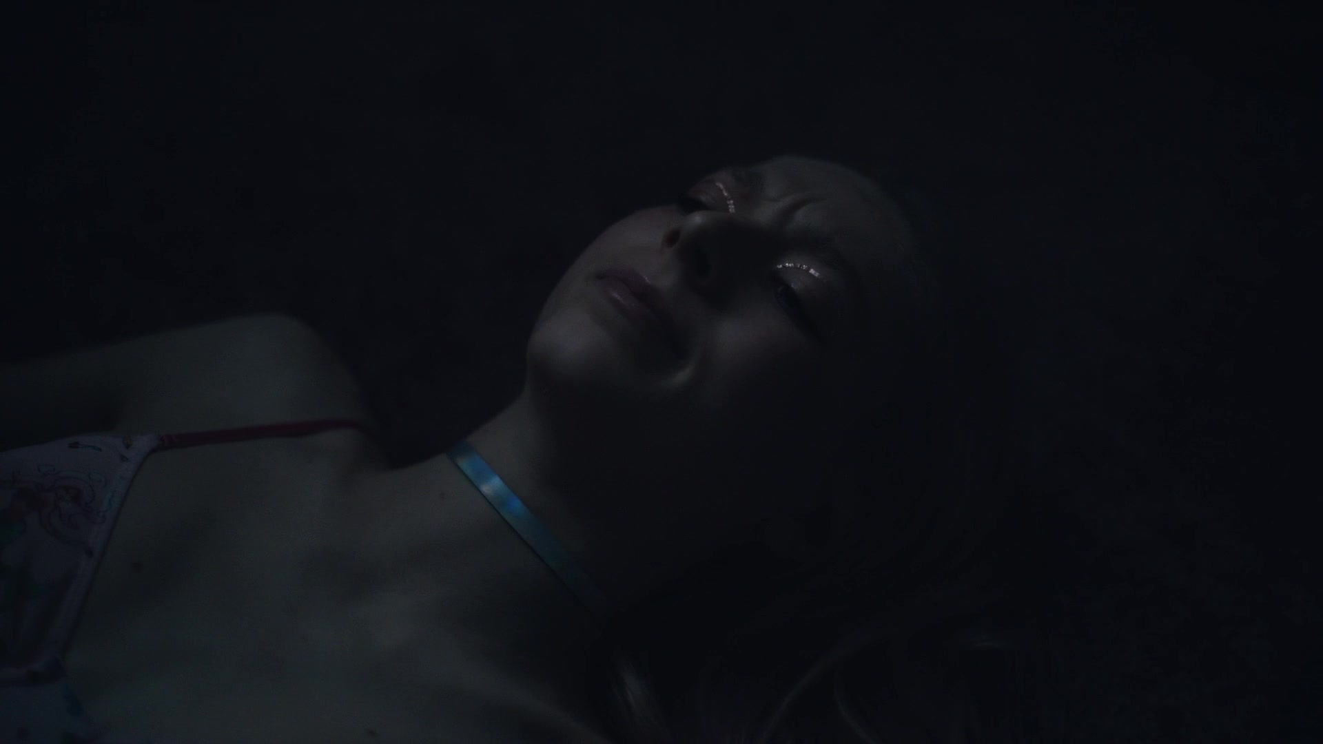 HunterSchaferLove_Euphoria1x03ScreenCaptures-097.jpg