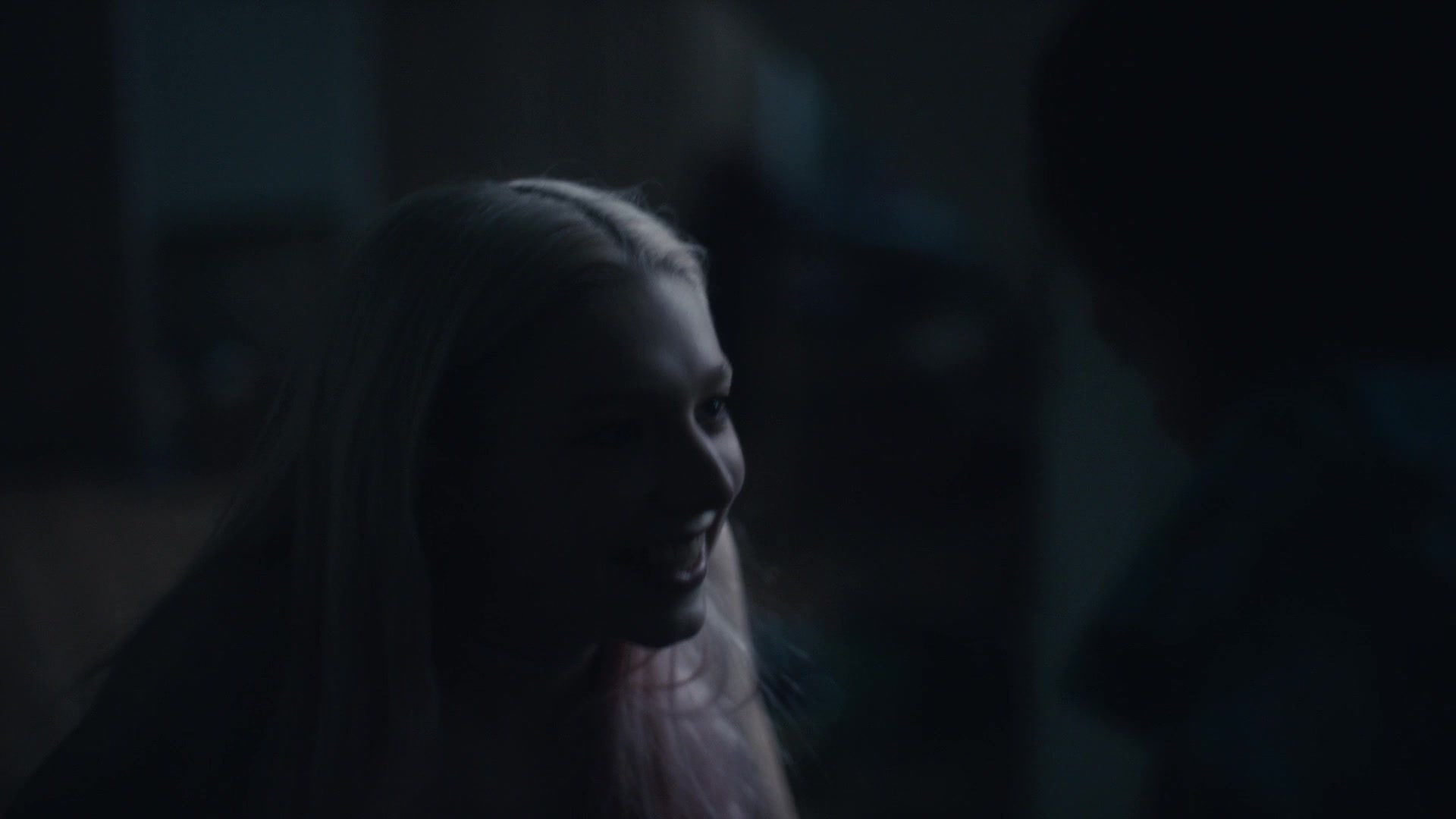HunterSchaferLove_Euphoria1x03ScreenCaptures-111.jpg
