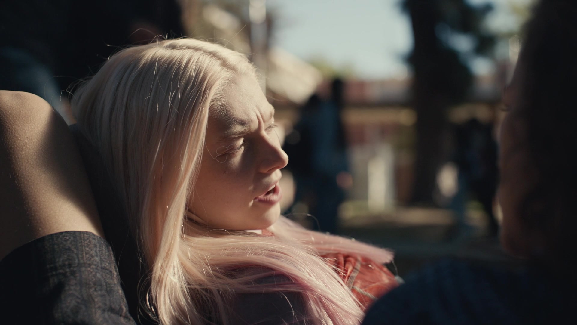 HunterSchaferLove_Euphoria1x03ScreenCaptures-123.jpg