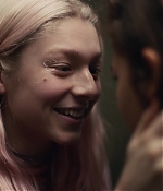HunterSchaferLove_Euphoria1x03ScreenCaptures-145.jpg