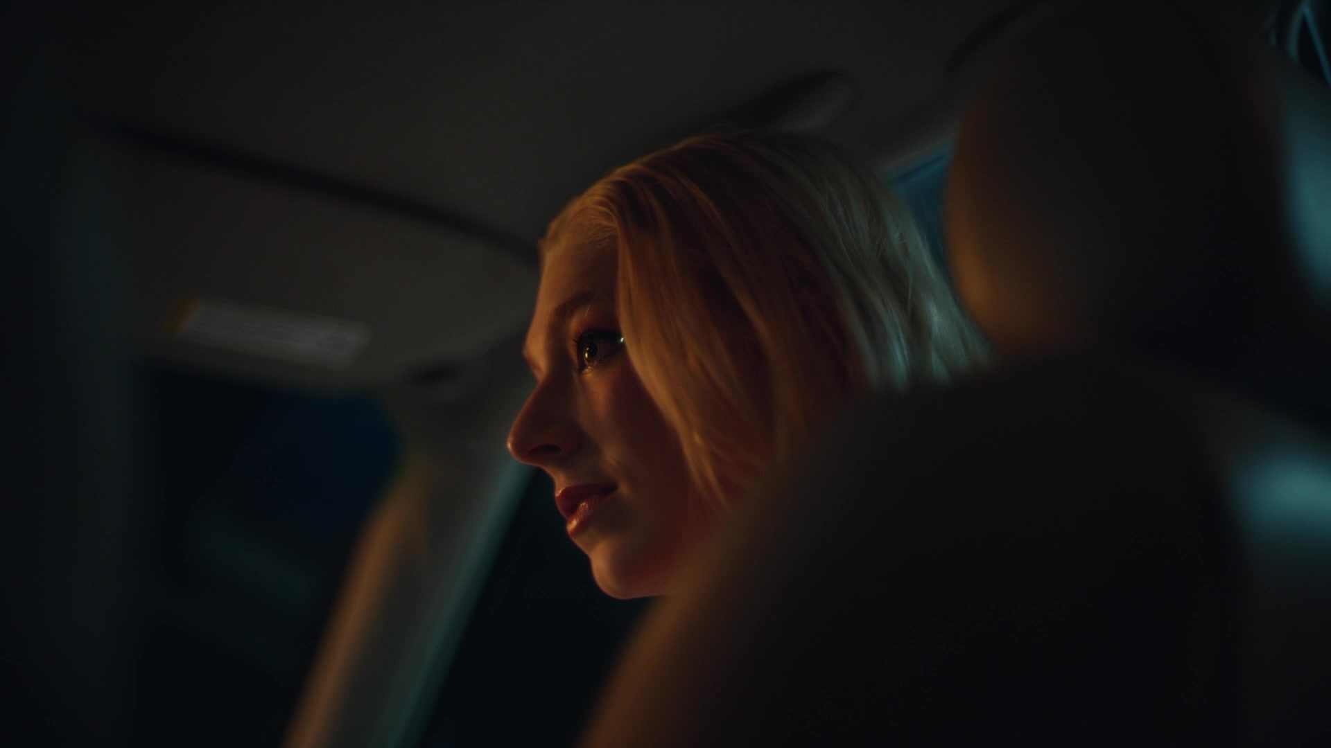 HunterSchaferLove_Euphoria1x04ScreenCaptures-007.jpg