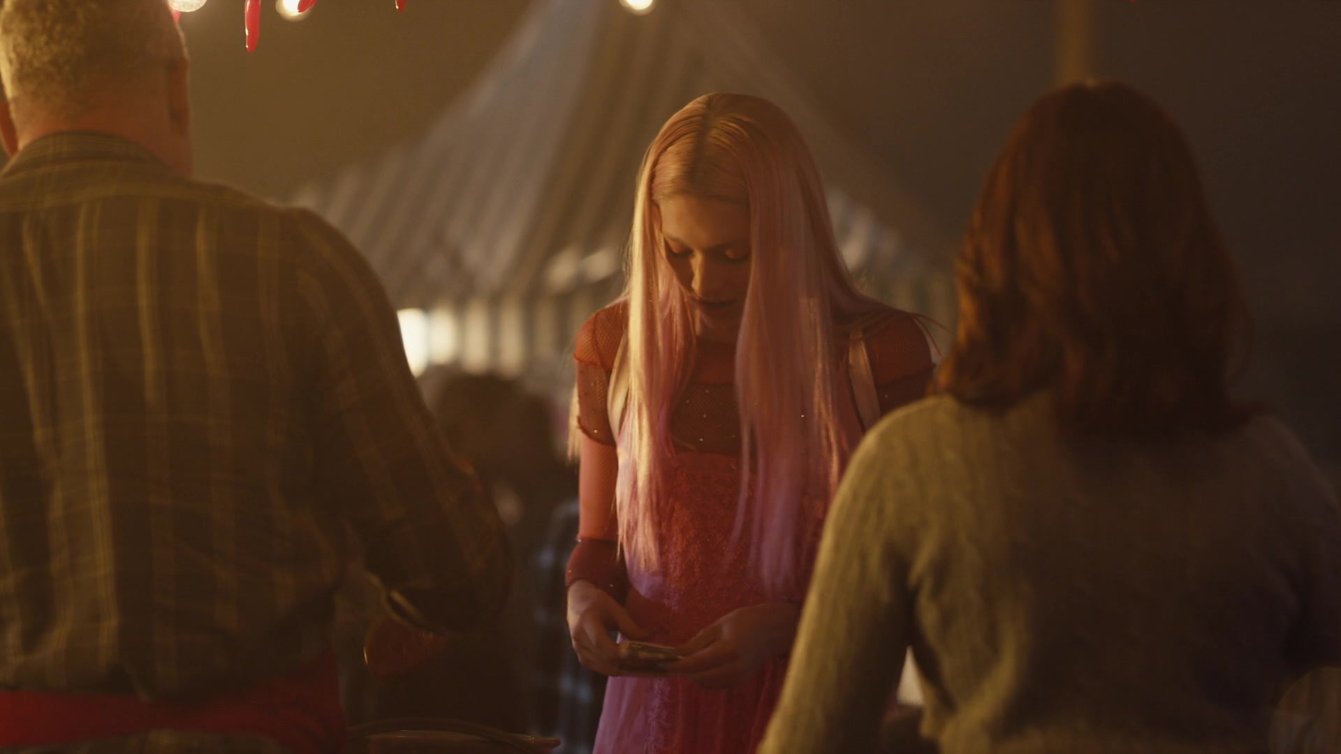 HunterSchaferLove_Euphoria1x04ScreenCaptures-084.jpg