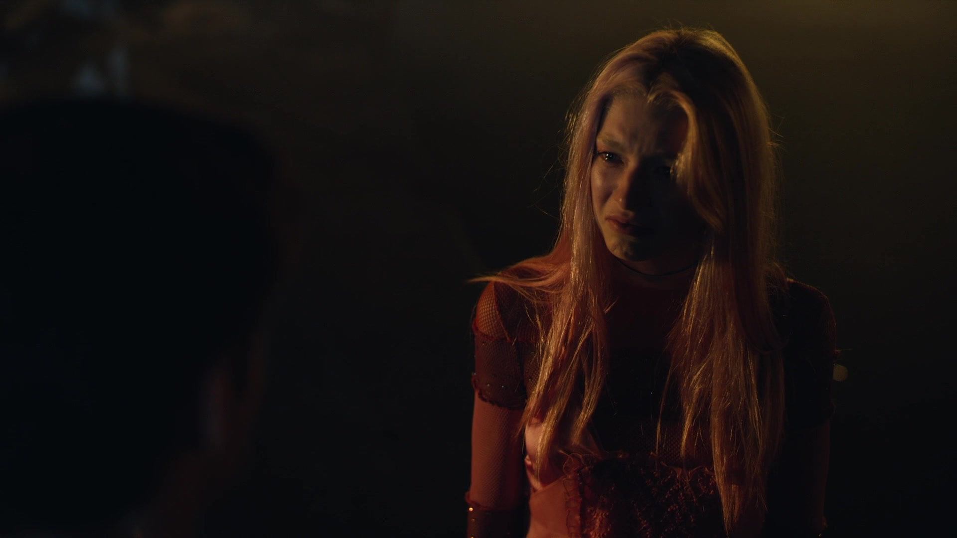 HunterSchaferLove_Euphoria1x04ScreenCaptures-138.jpg