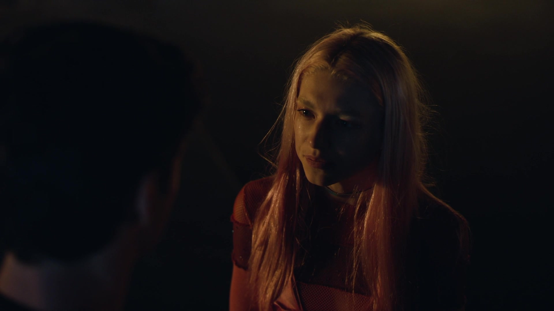 HunterSchaferLove_Euphoria1x04ScreenCaptures-152.jpg