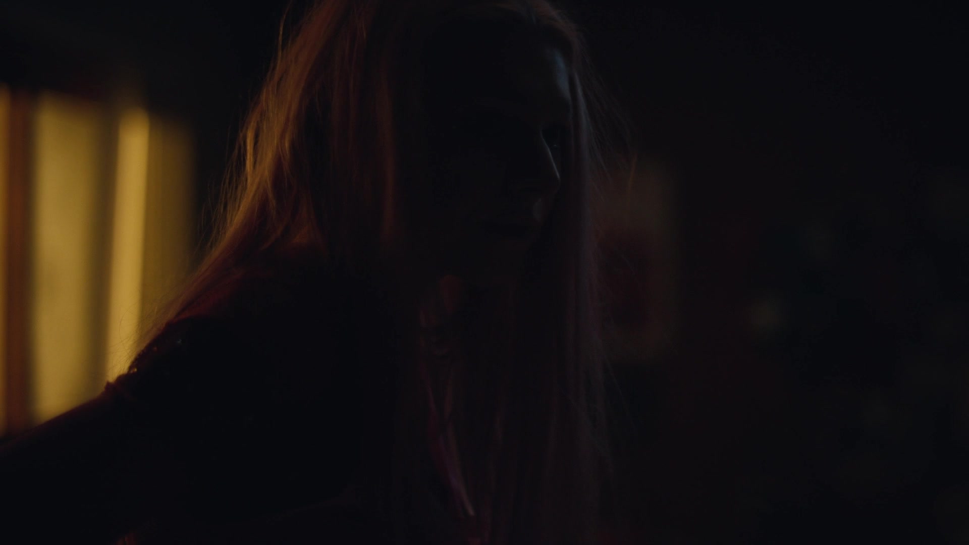 HunterSchaferLove_Euphoria1x04ScreenCaptures-158.jpg