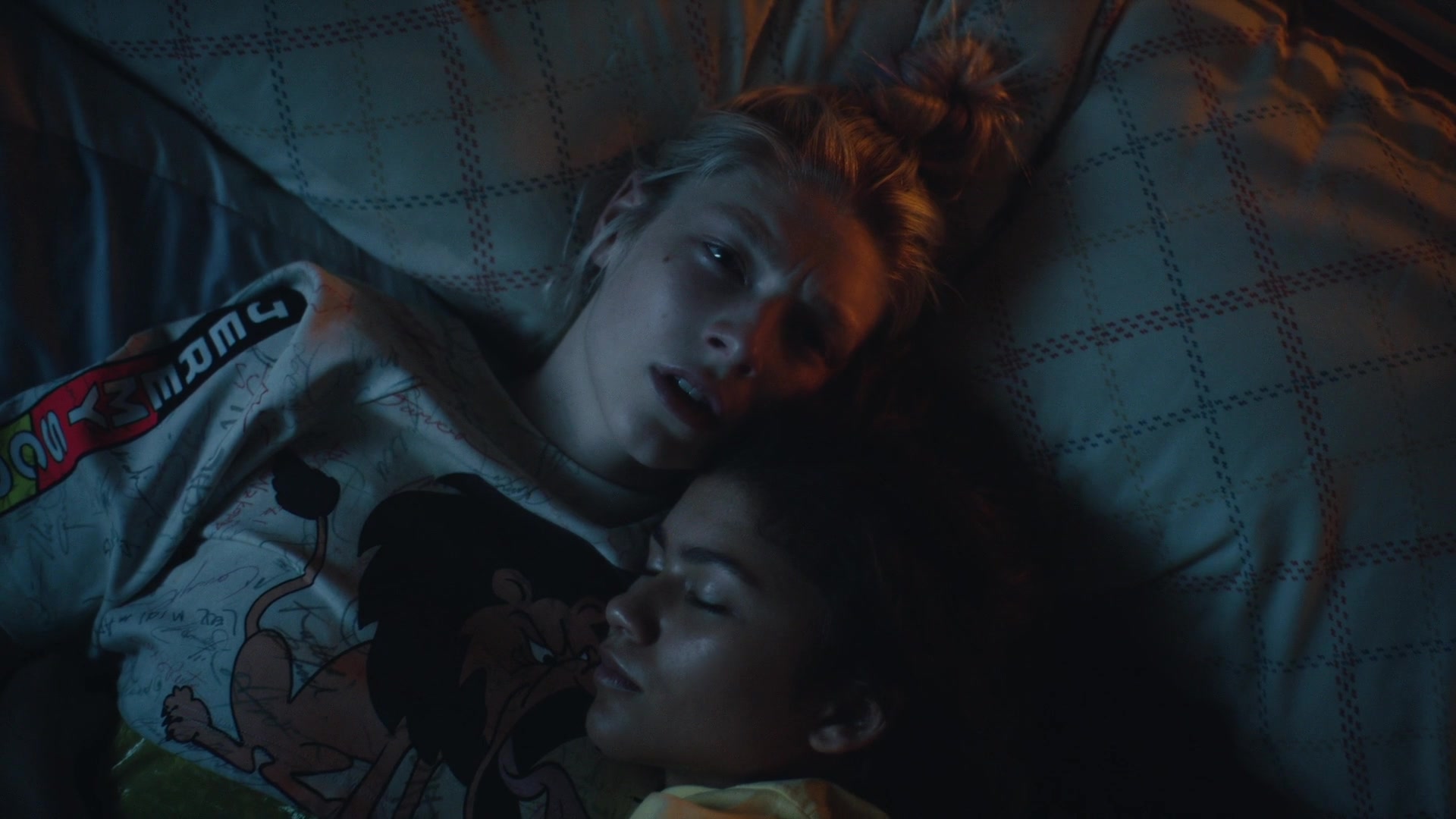 HunterSchaferLove_Euphoria1x05ScreenCaptures-116.jpg
