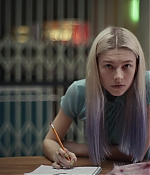 HunterSchaferLove_Euphoria1x05ScreenCaptures-024.jpg
