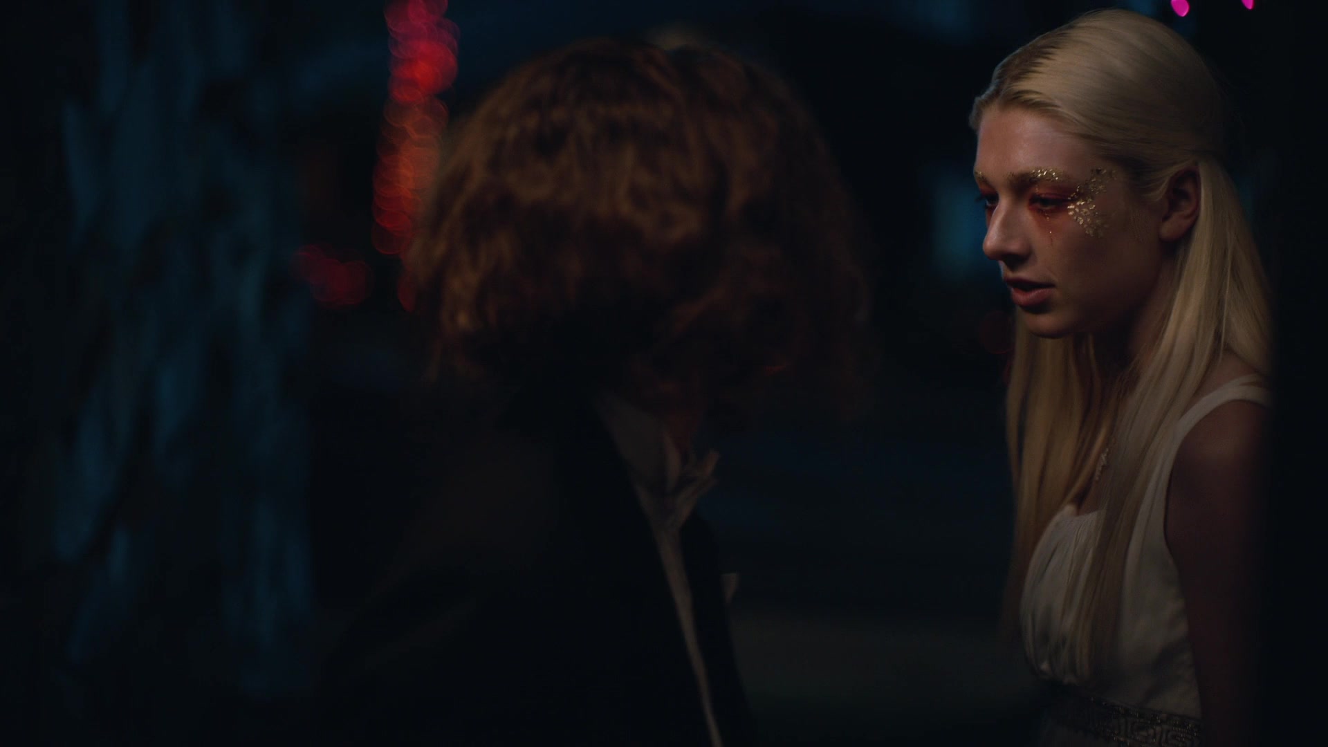 HunterSchaferLove_Euphoria1x06ScreenCaptures-009.jpg