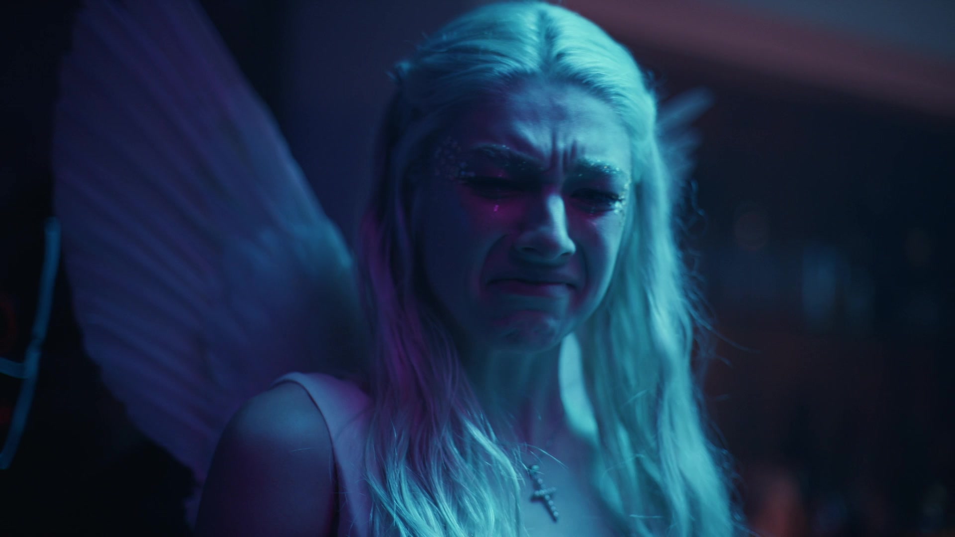 HunterSchaferLove_Euphoria1x06ScreenCaptures-020.jpg