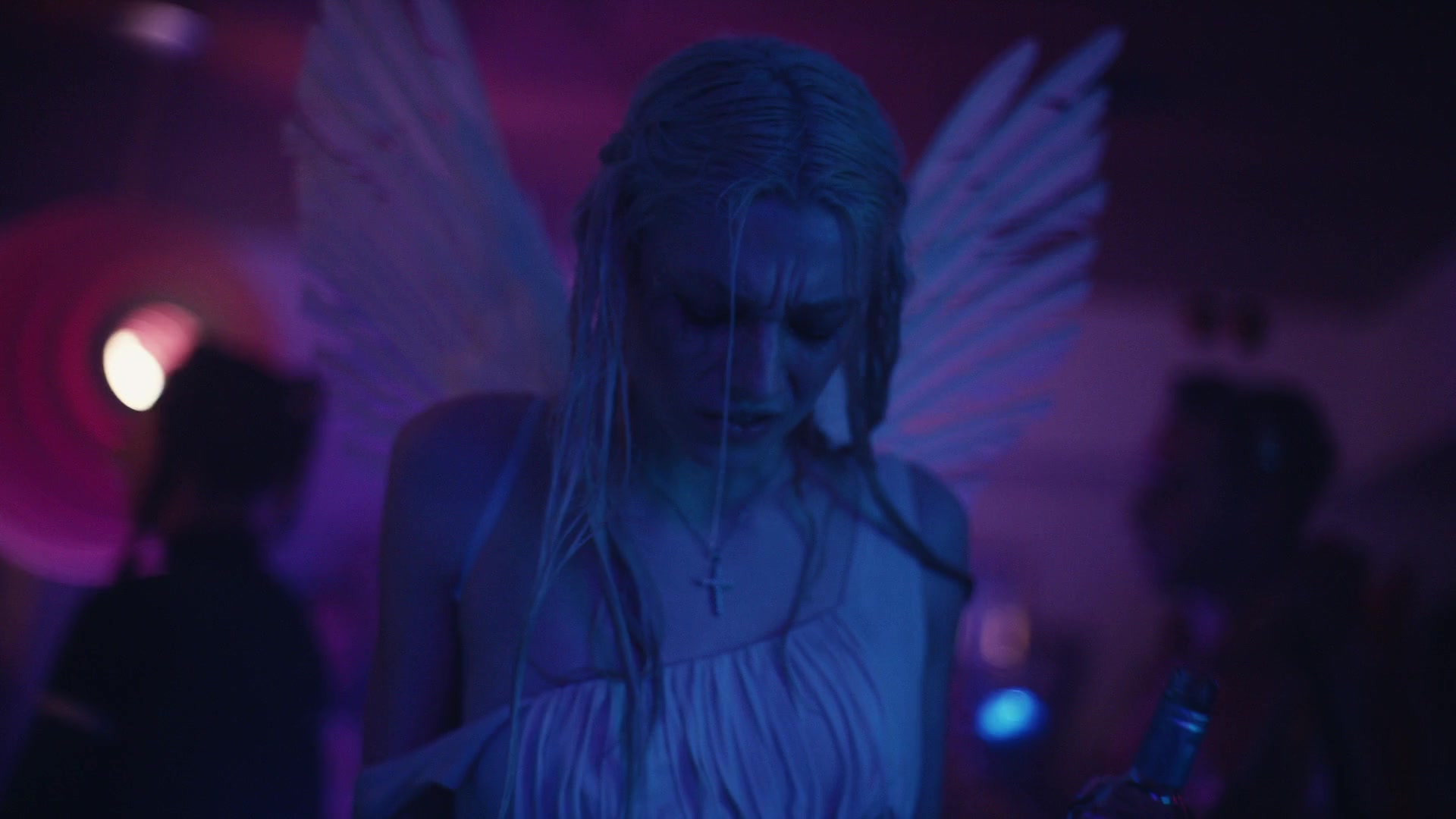 HunterSchaferLove_Euphoria1x06ScreenCaptures-080.jpg
