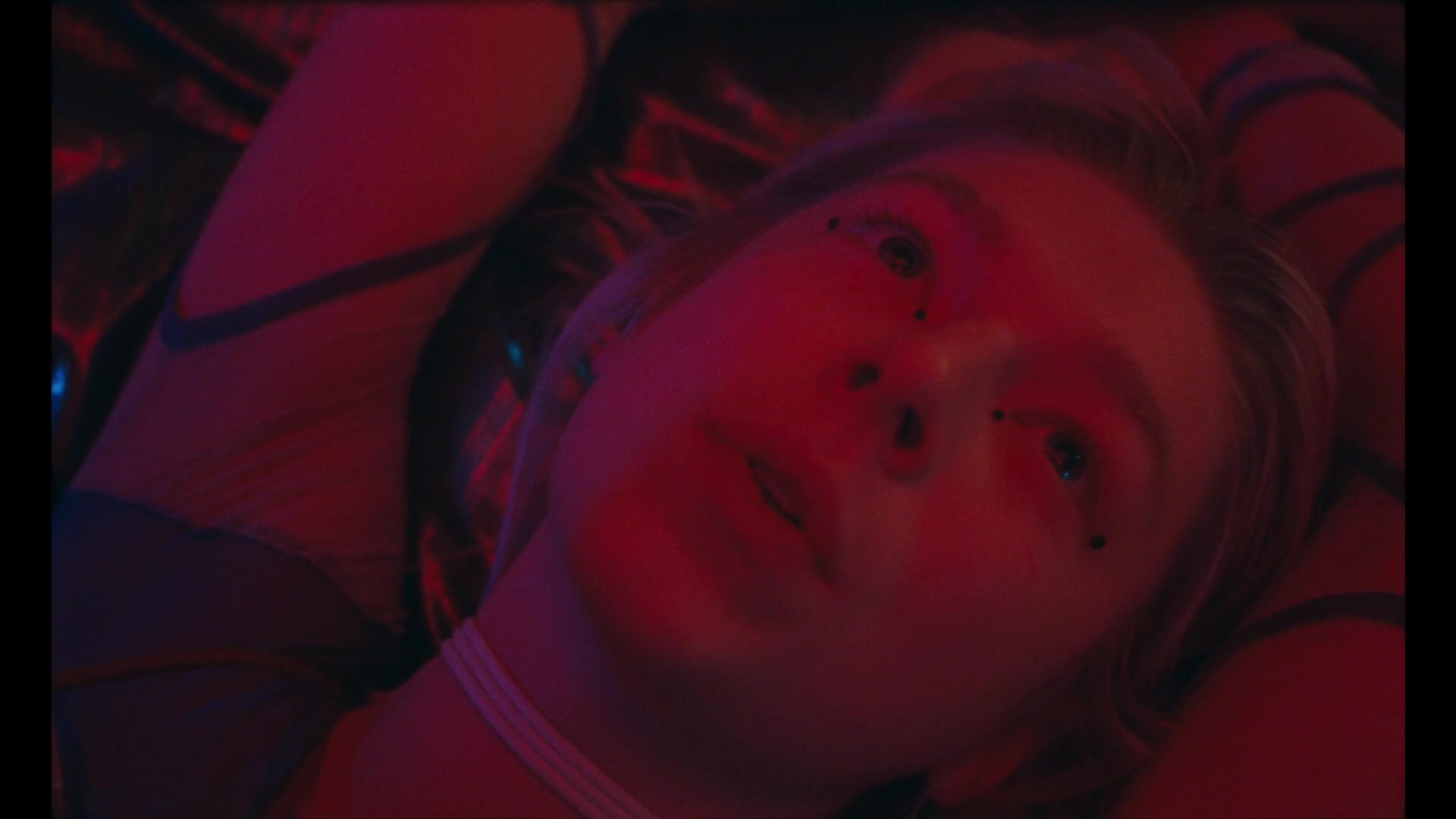 HunterSchaferLove_Euphoria1x07ScreenCaptures-067.jpg