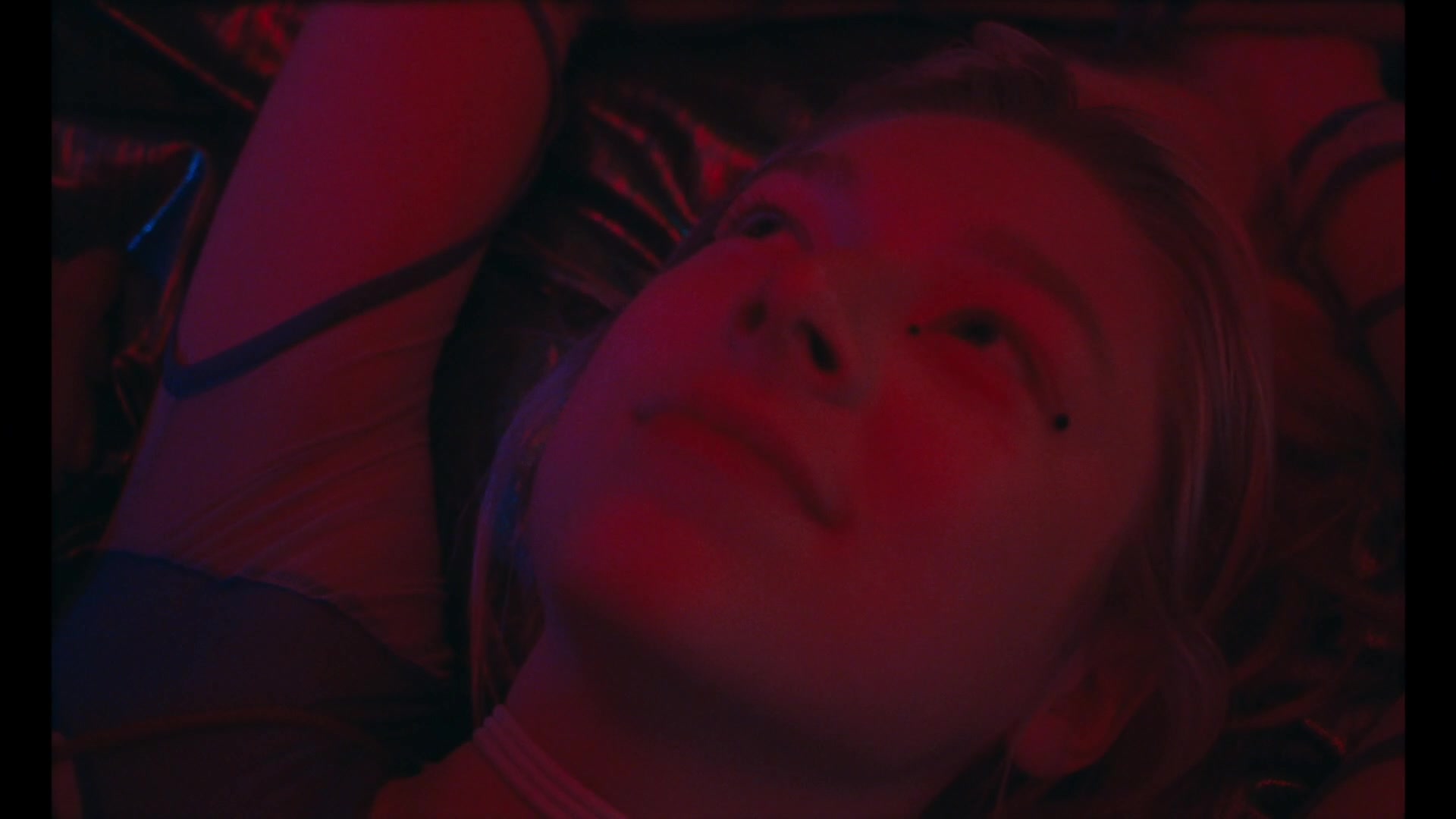 HunterSchaferLove_Euphoria1x07ScreenCaptures-072.jpg