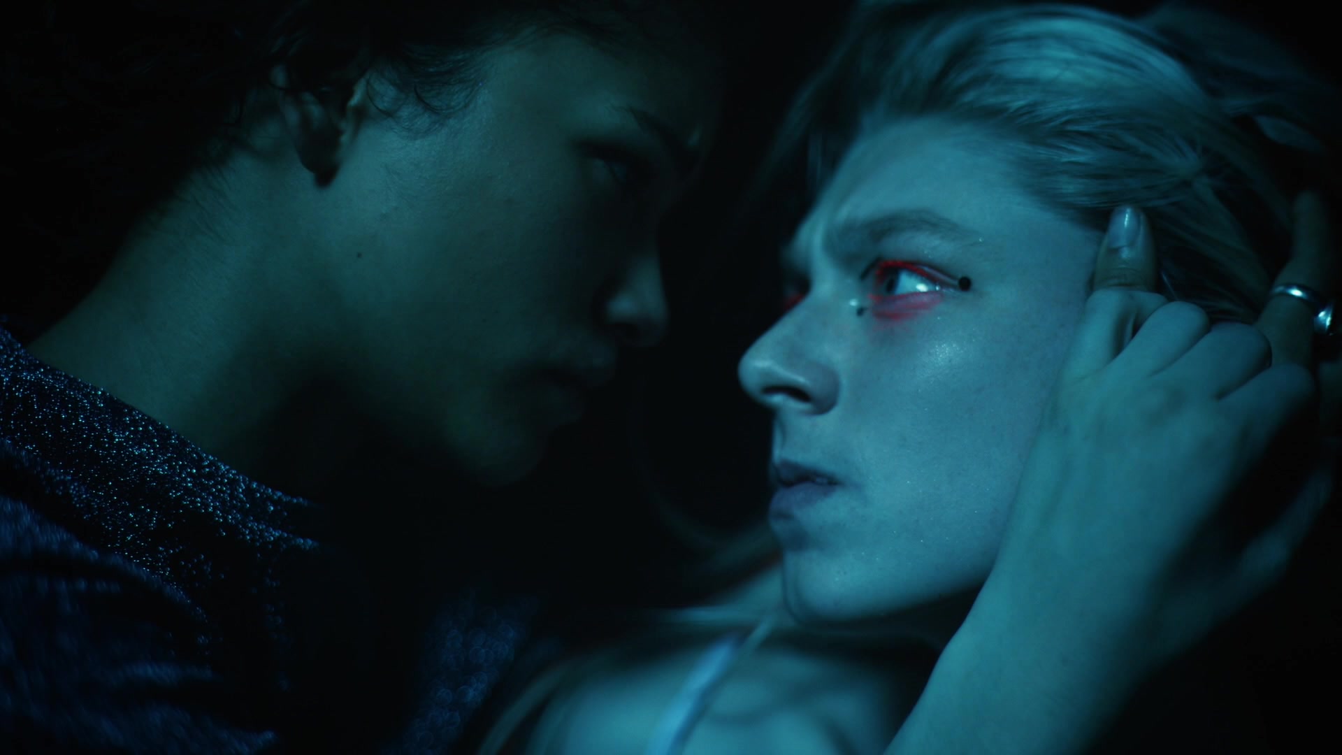 HunterSchaferLove_Euphoria1x07ScreenCaptures-130.jpg