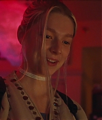 HunterSchaferLove_Euphoria1x07ScreenCaptures-057.jpg