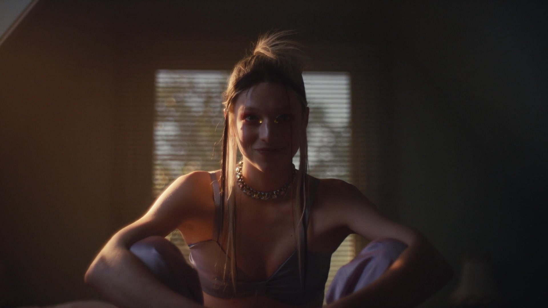 HunterSchaferLove_Euphoria1x08ScreenCaptures-013.jpg