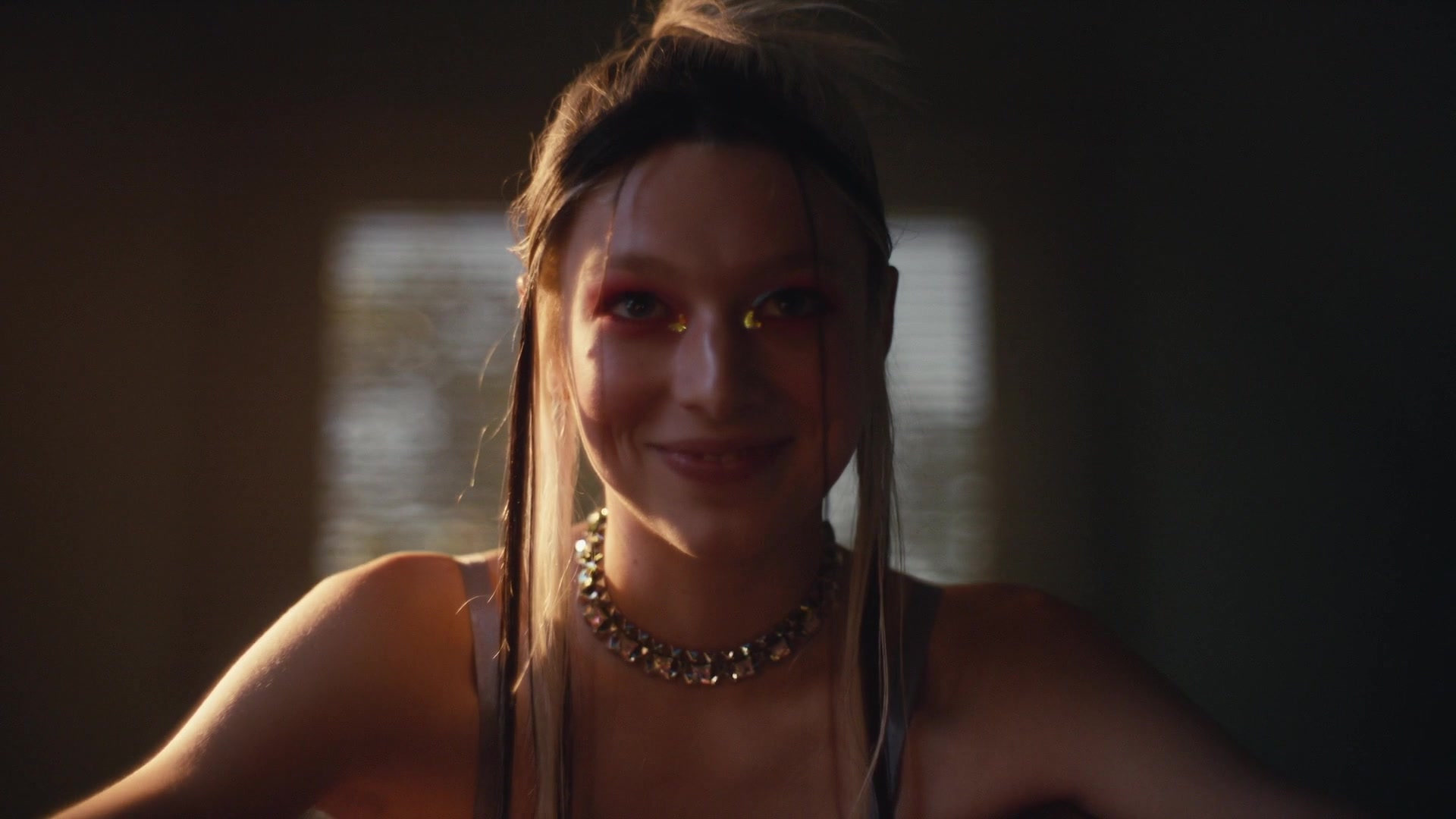 HunterSchaferLove_Euphoria1x08ScreenCaptures-015.jpg