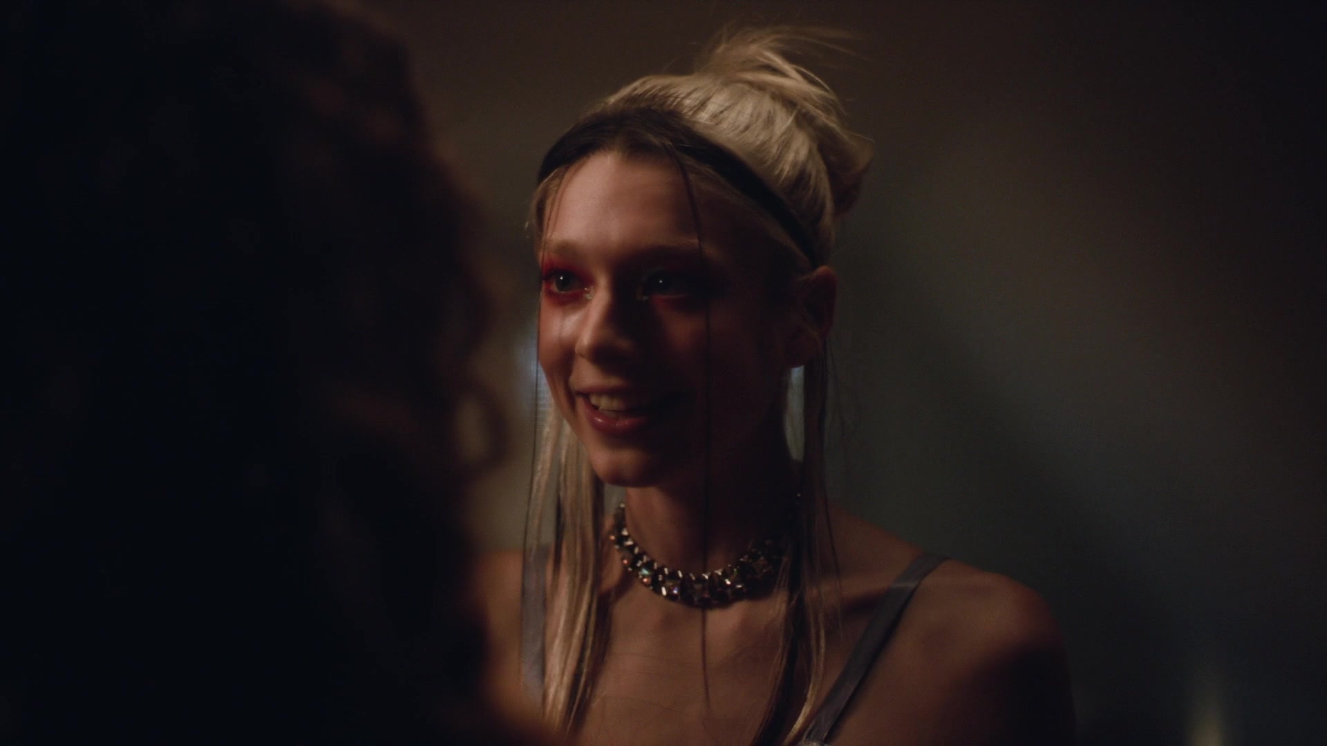 HunterSchaferLove_Euphoria1x08ScreenCaptures-023.jpg