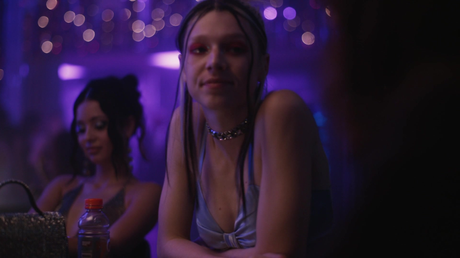 HunterSchaferLove_Euphoria1x08ScreenCaptures-079.jpg