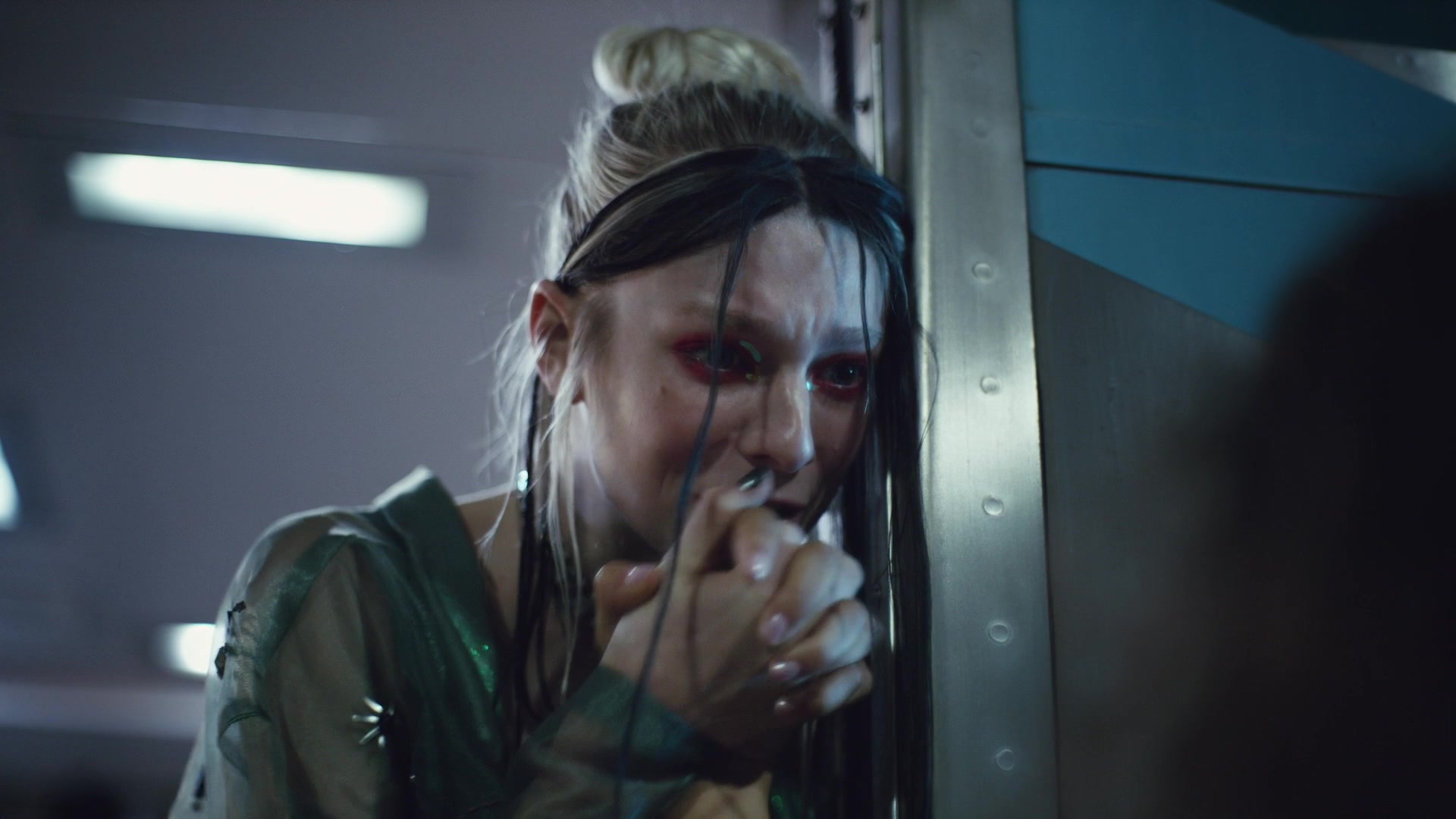 HunterSchaferLove_Euphoria1x08ScreenCaptures-160.jpg